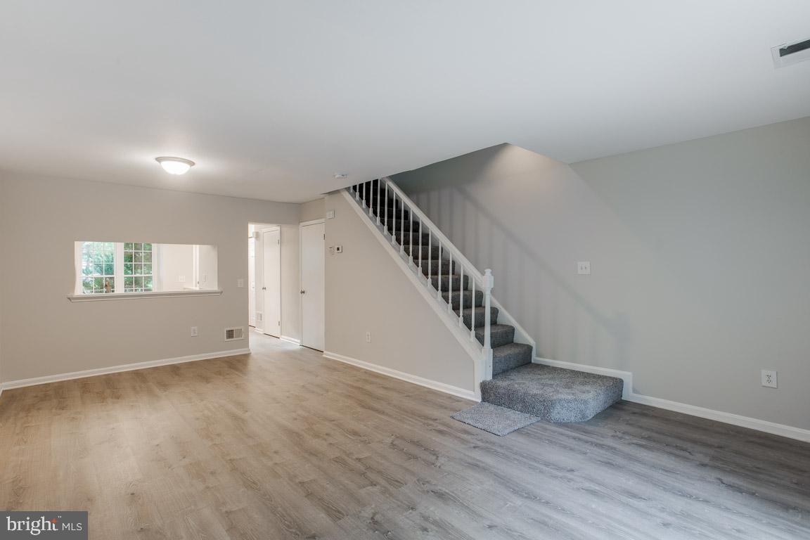 GLENSHIRE TOWNE - Residential