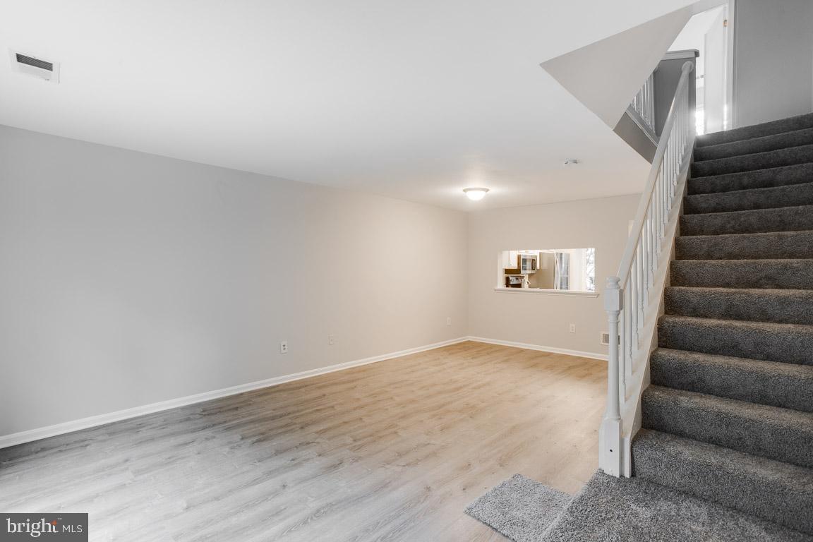 GLENSHIRE TOWNE - Residential