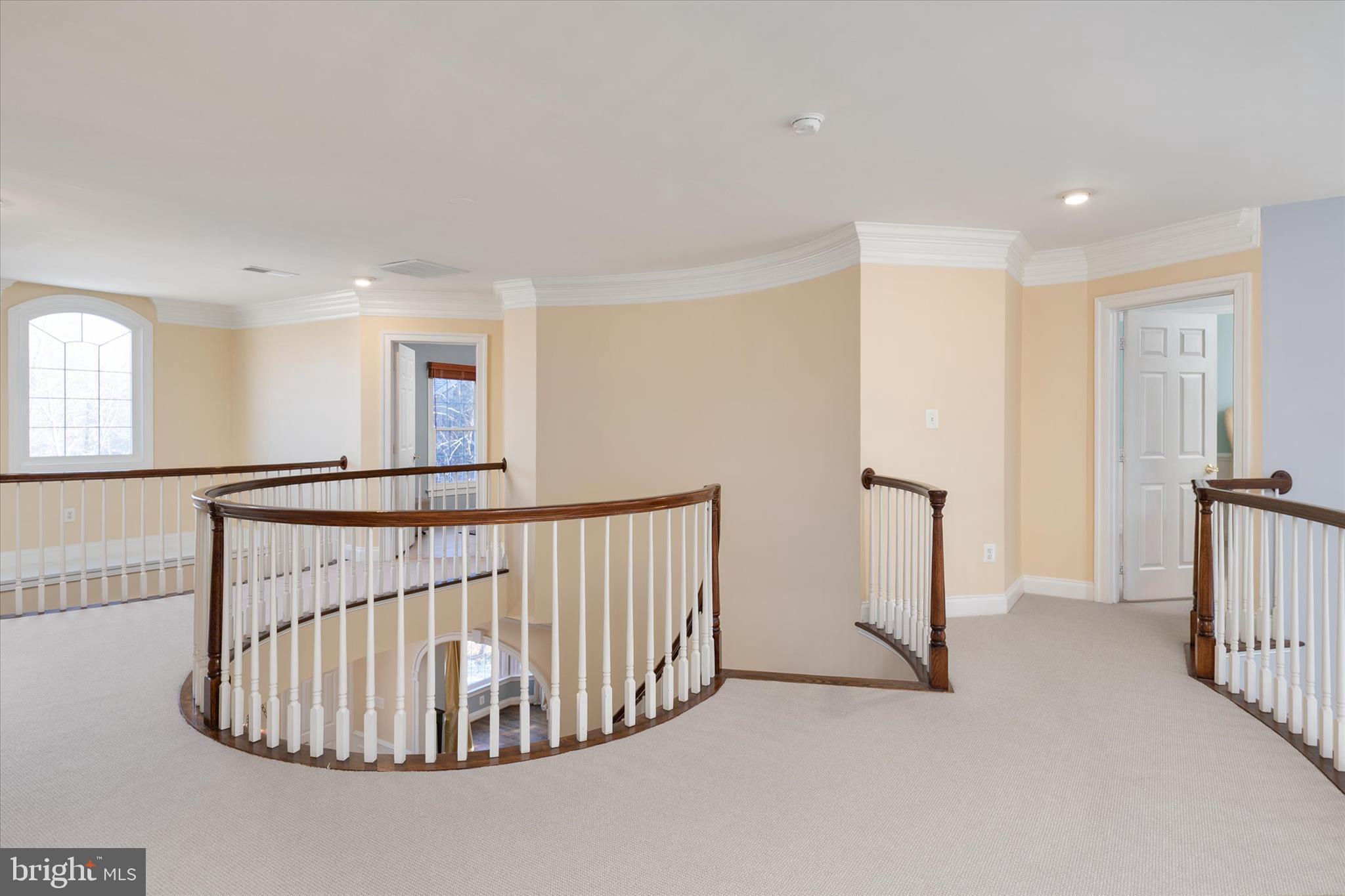 SOUTH RIVER COLONY - Residential