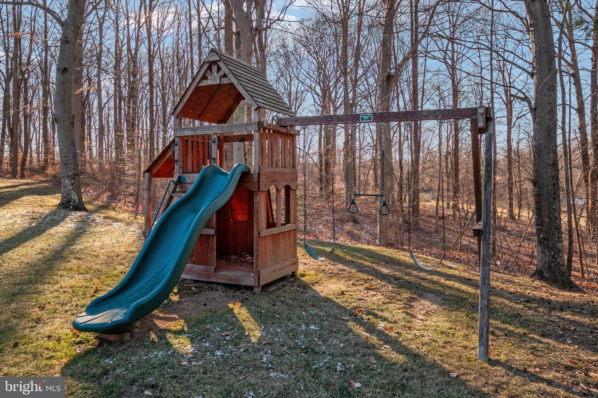 SOUTH RIVER COLONY - Residential