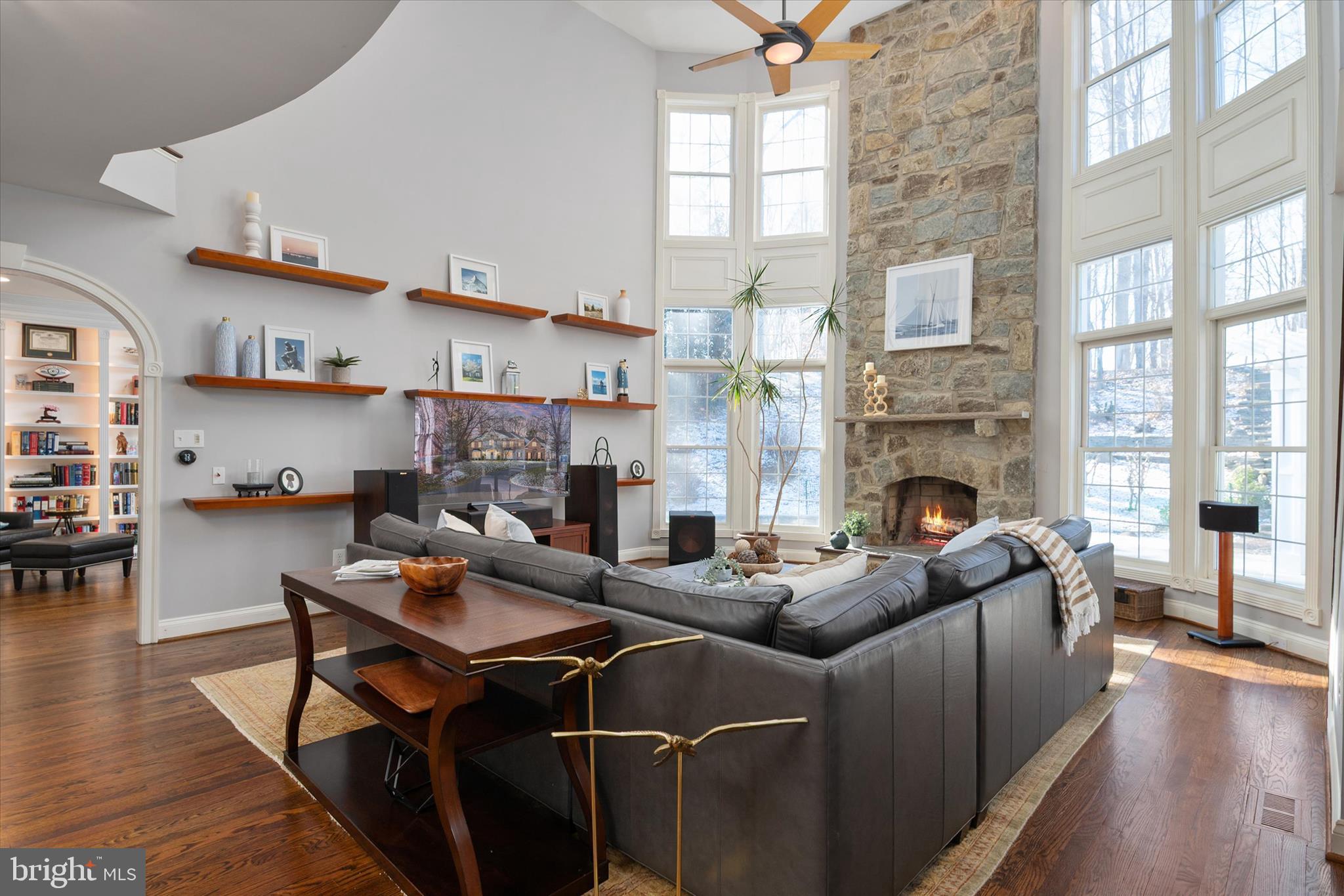 SOUTH RIVER COLONY - Residential