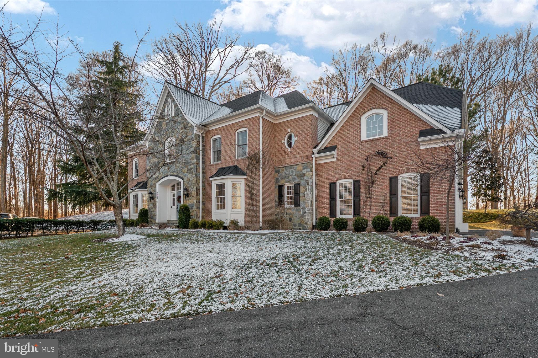 SOUTH RIVER COLONY - Residential
