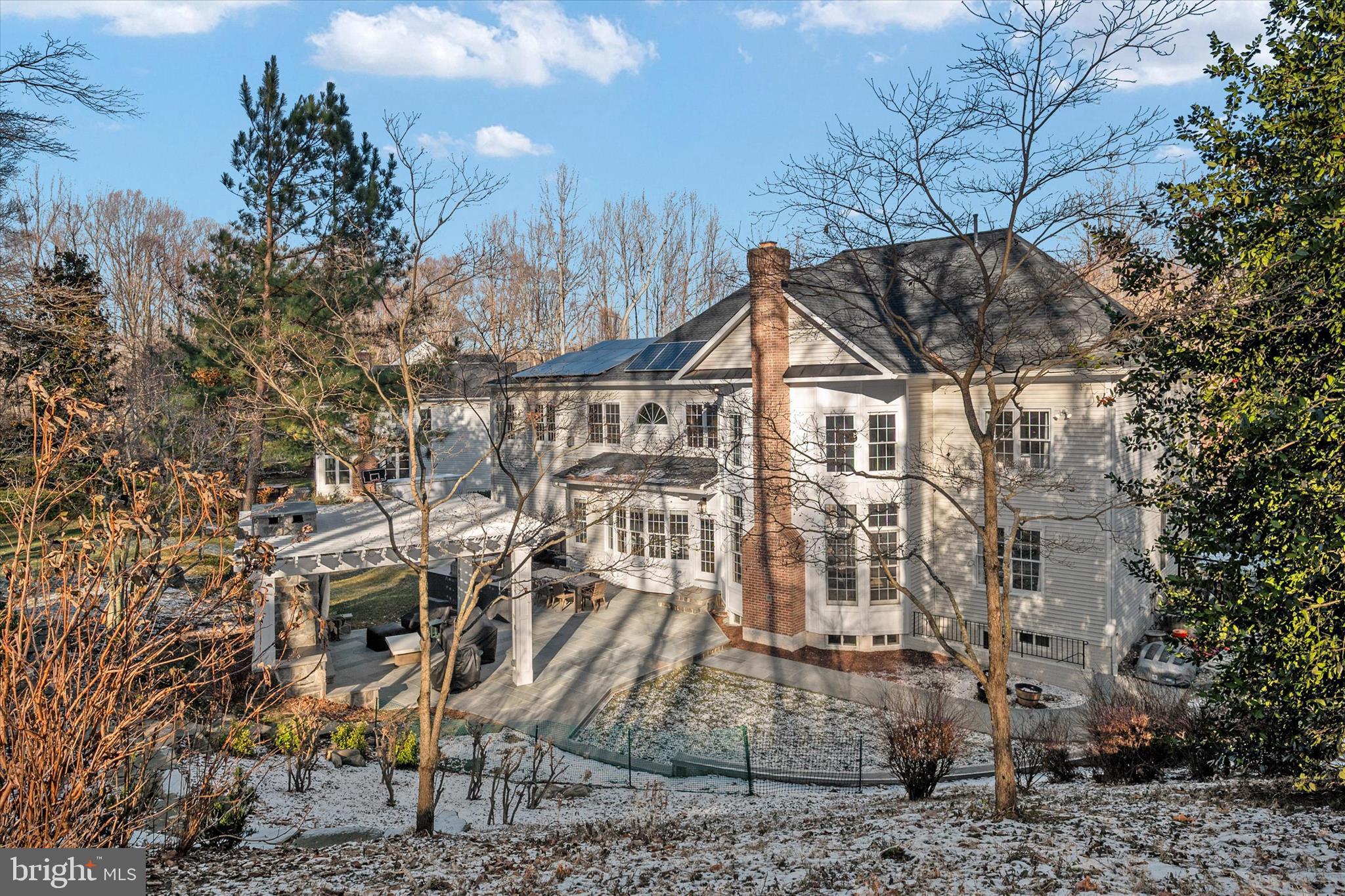 SOUTH RIVER COLONY - Residential