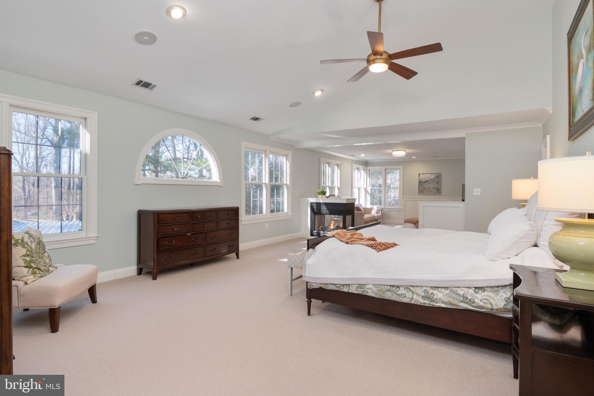SOUTH RIVER COLONY - Residential