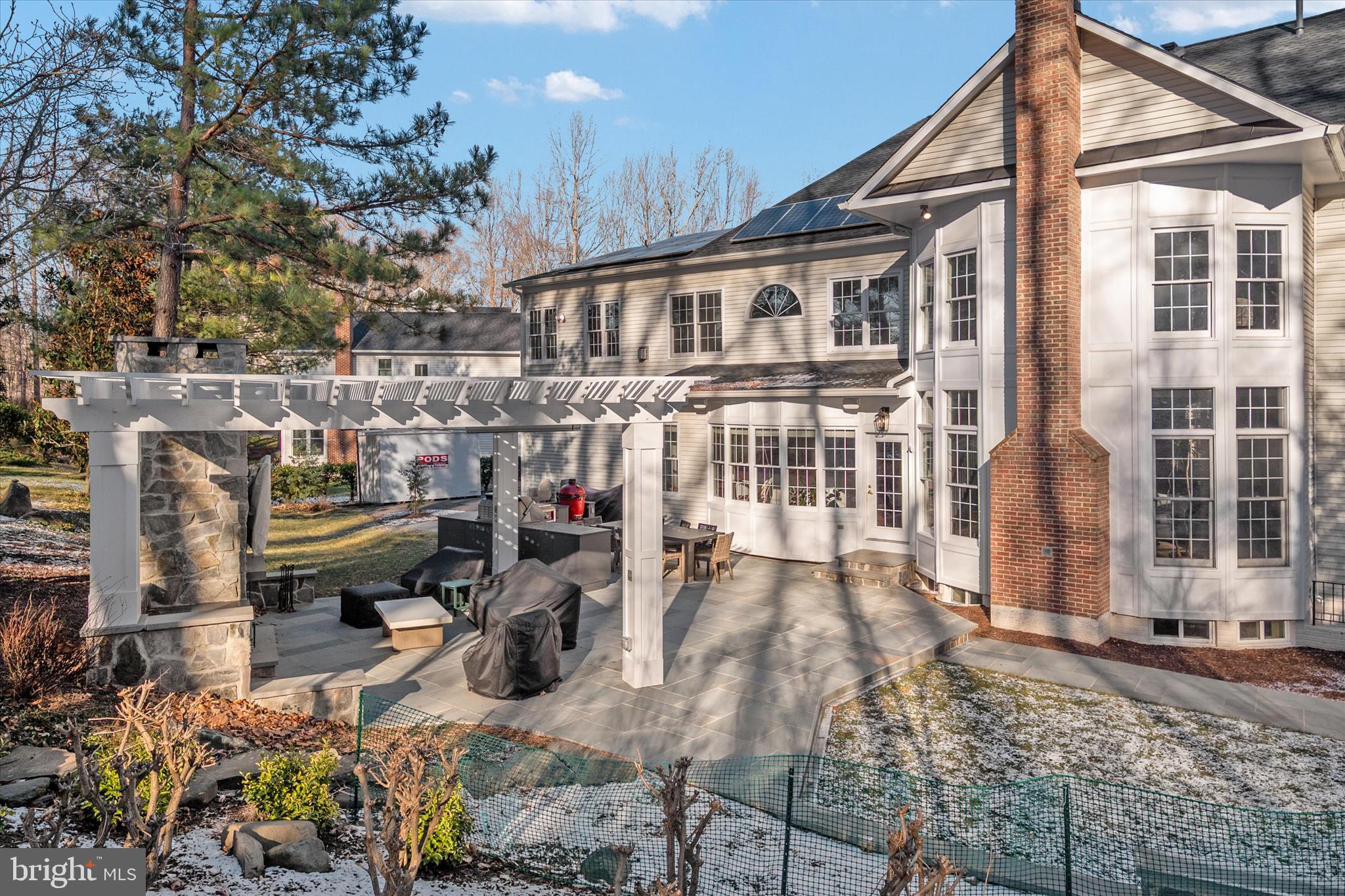 SOUTH RIVER COLONY - Residential