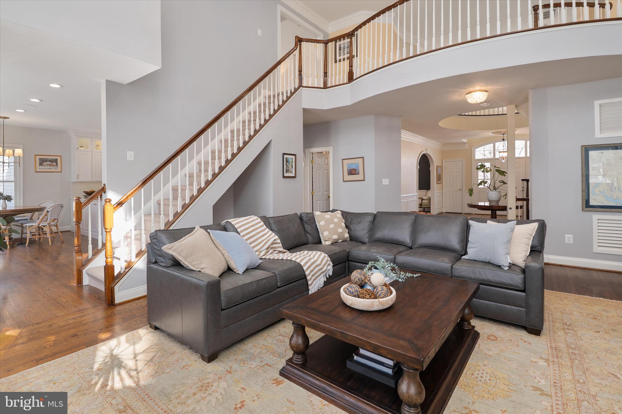 SOUTH RIVER COLONY - Residential