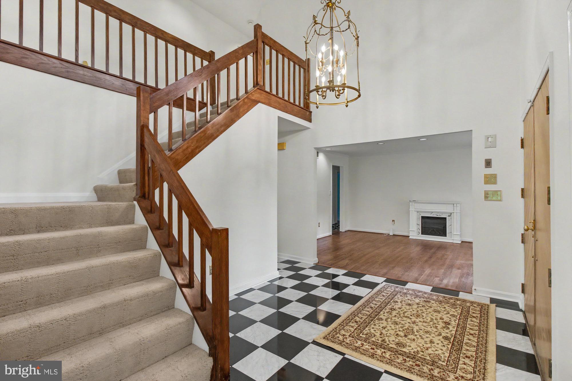 GREENSPRING - Residential