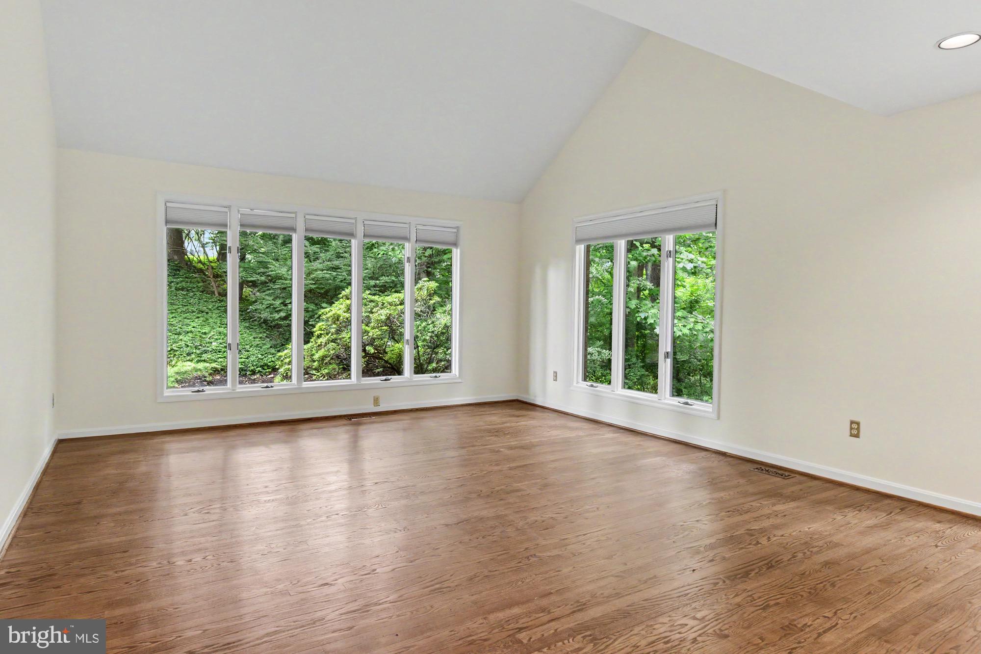 GREENSPRING - Residential