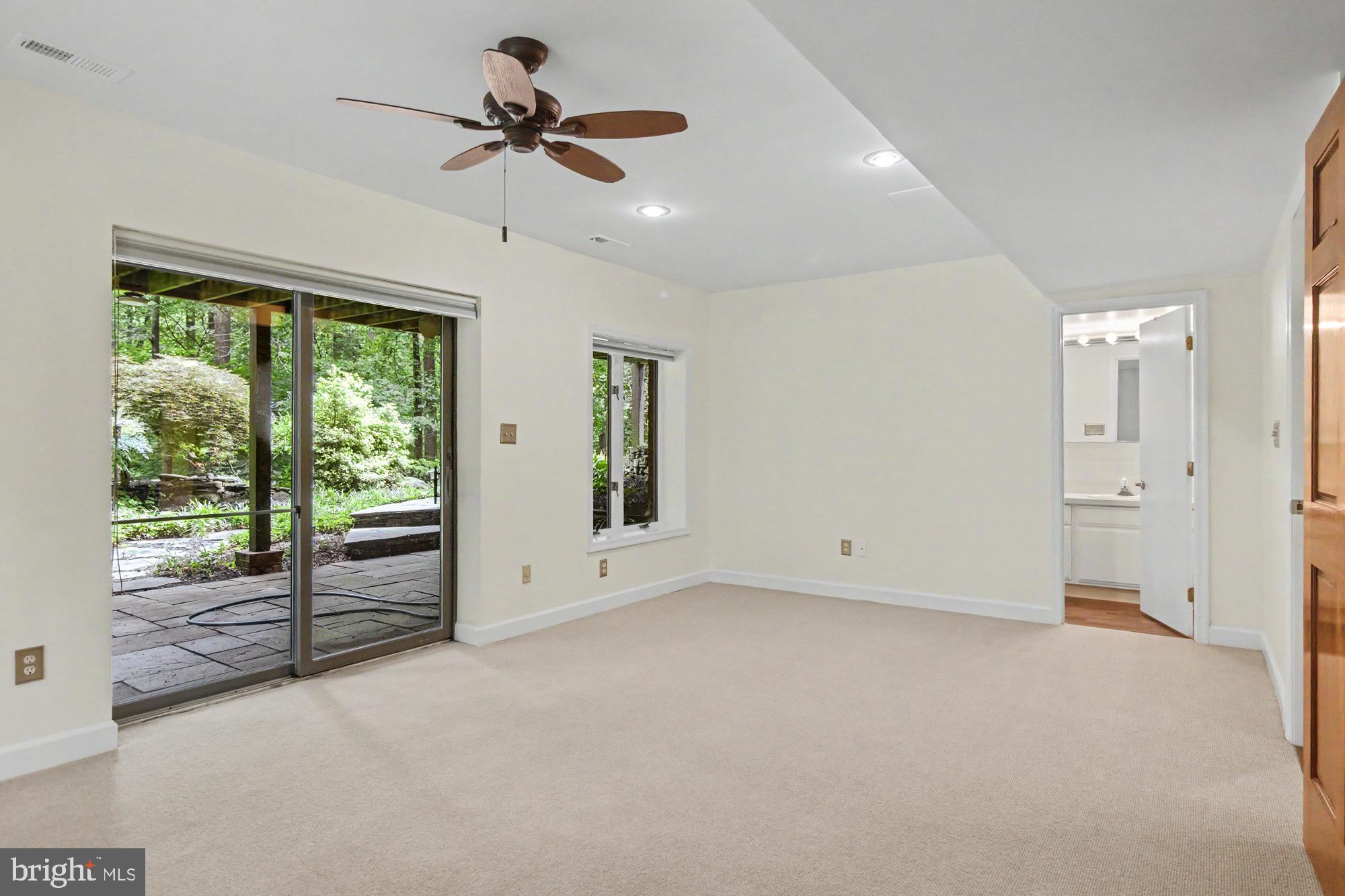 GREENSPRING - Residential