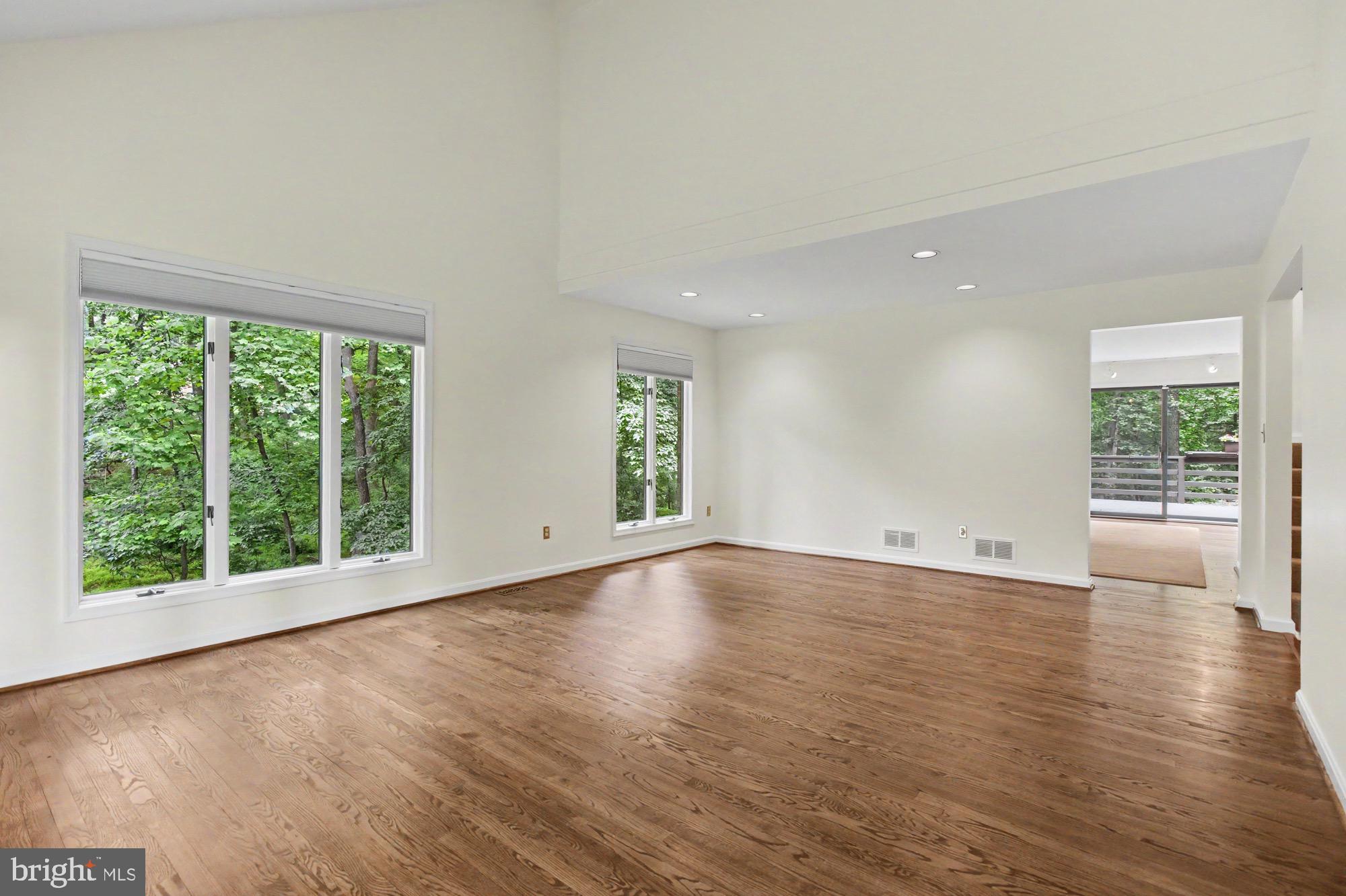 GREENSPRING - Residential