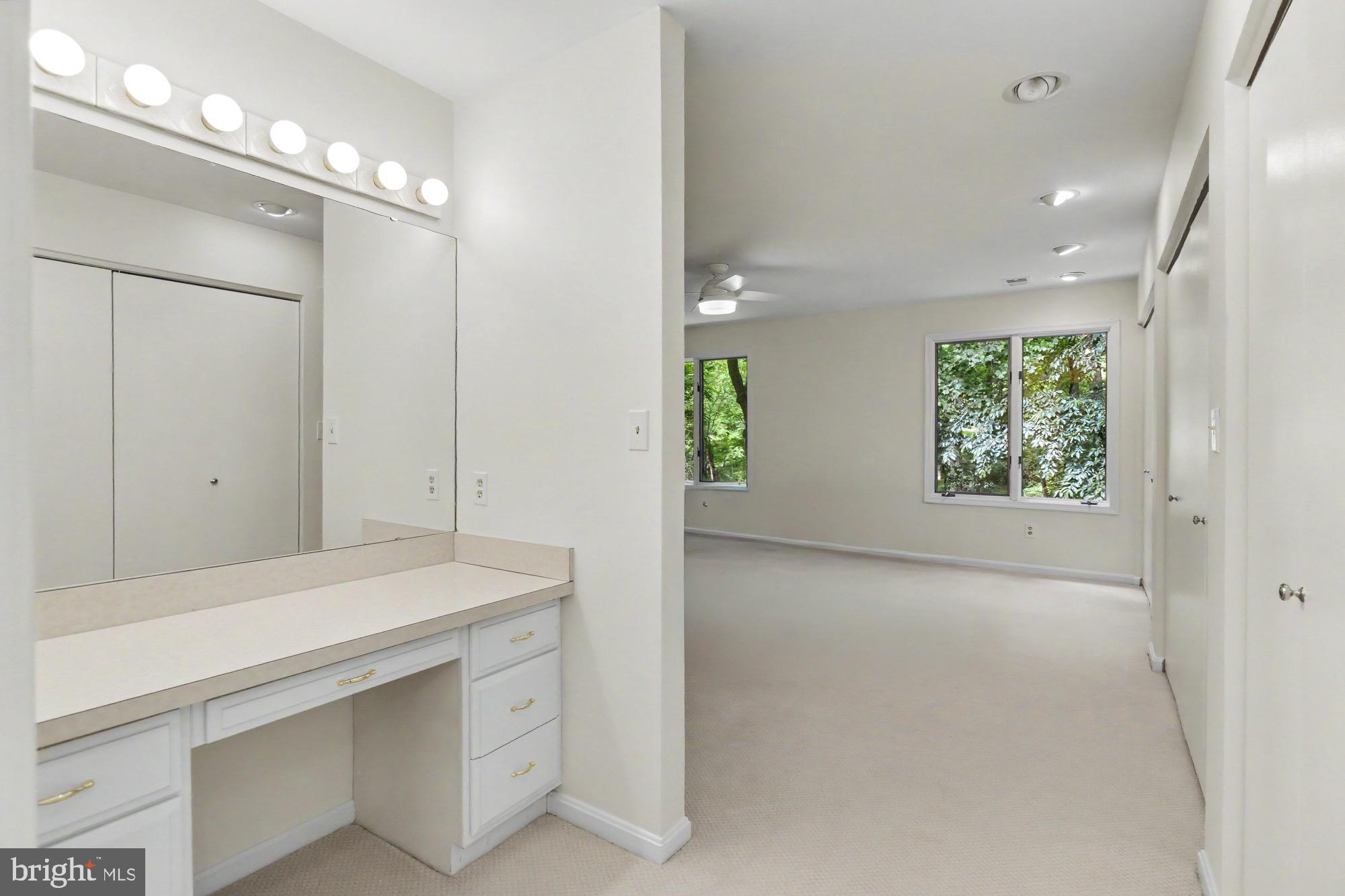 GREENSPRING - Residential