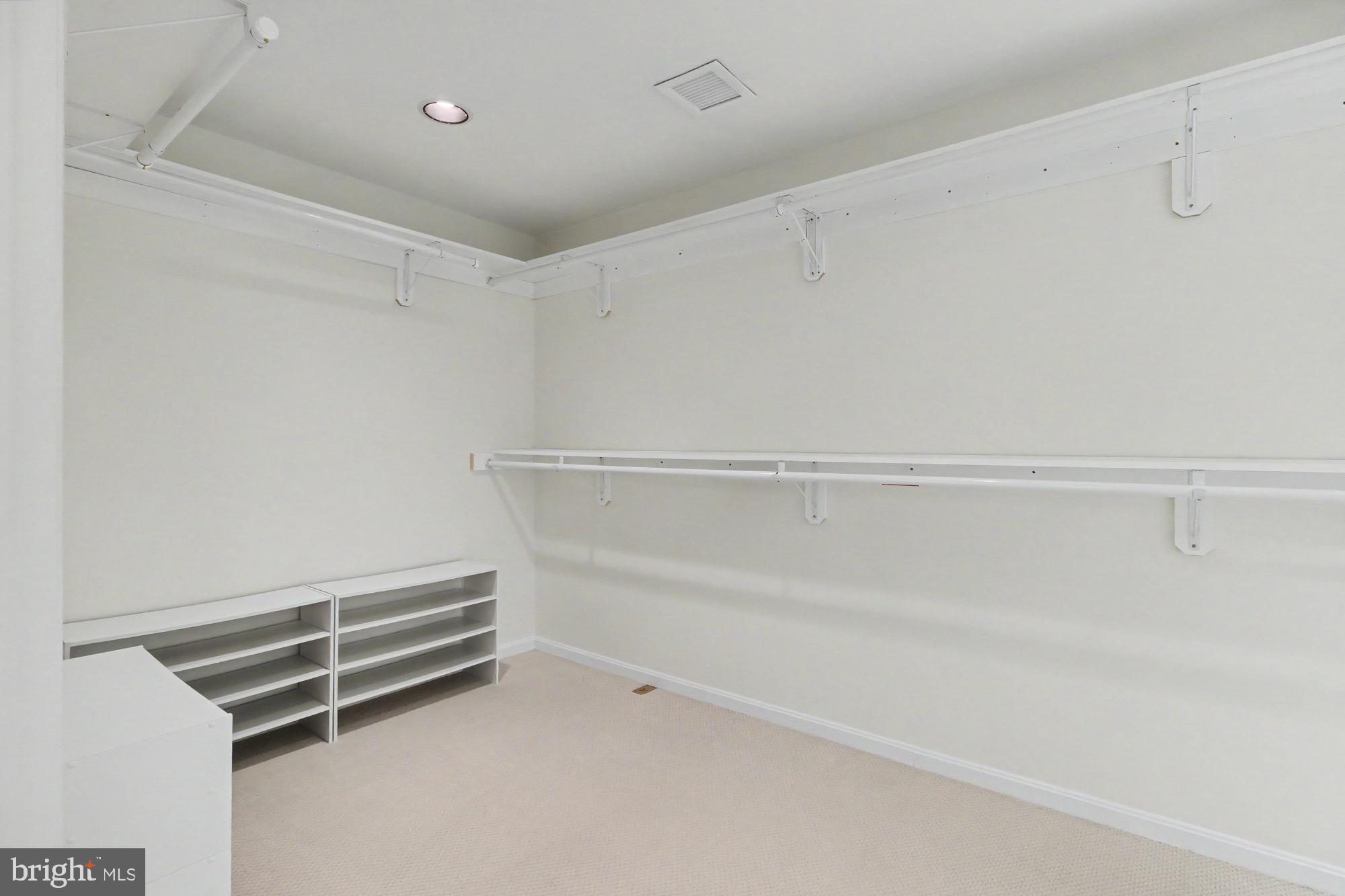GREENSPRING - Residential
