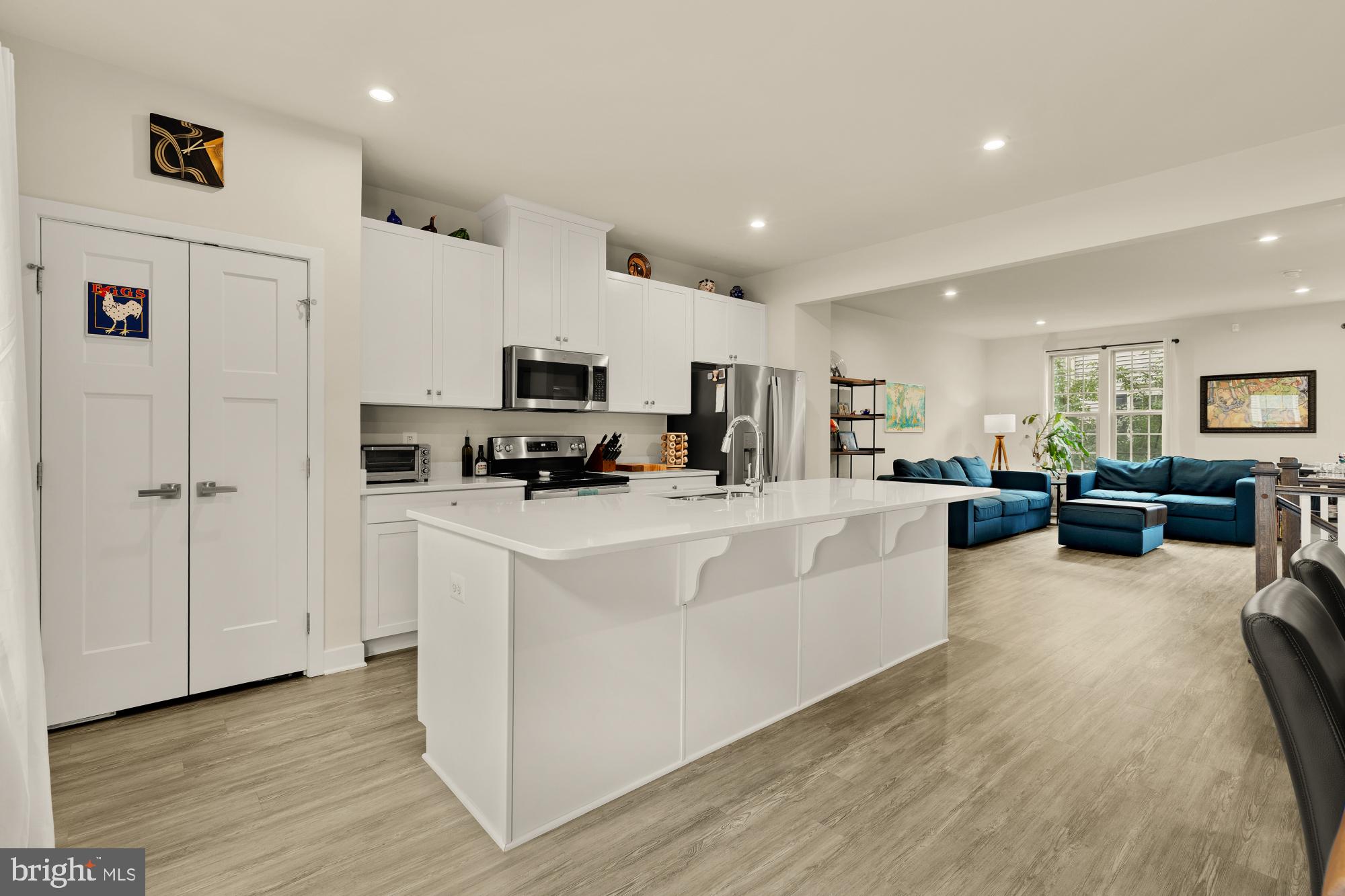 HERITAGE VILLAGE - Residential