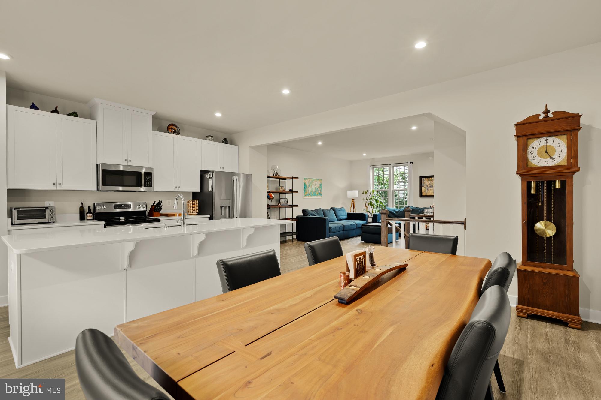 HERITAGE VILLAGE - Residential