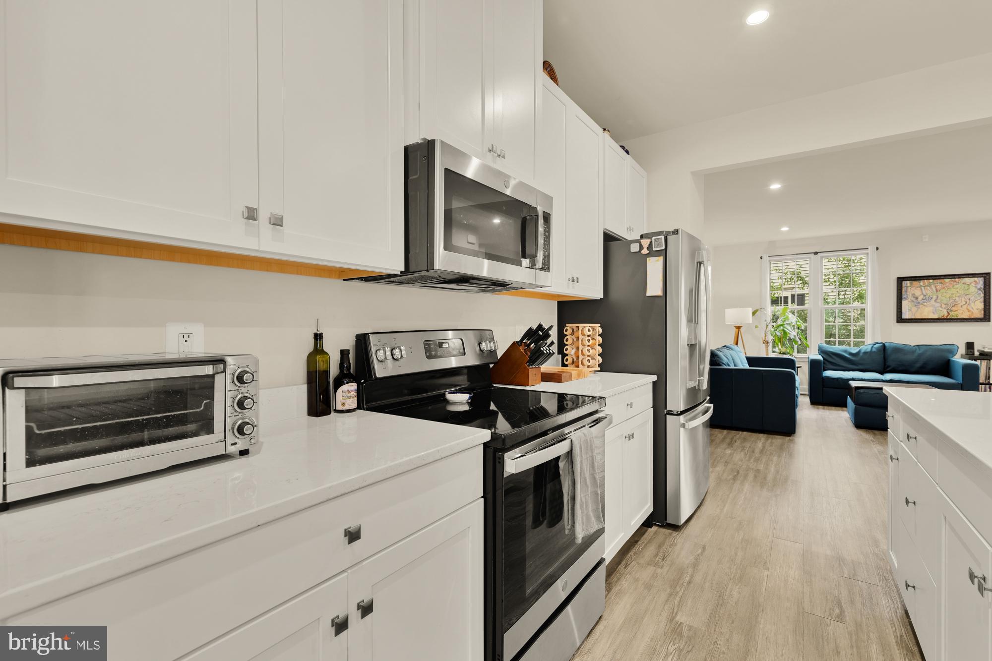 HERITAGE VILLAGE - Residential