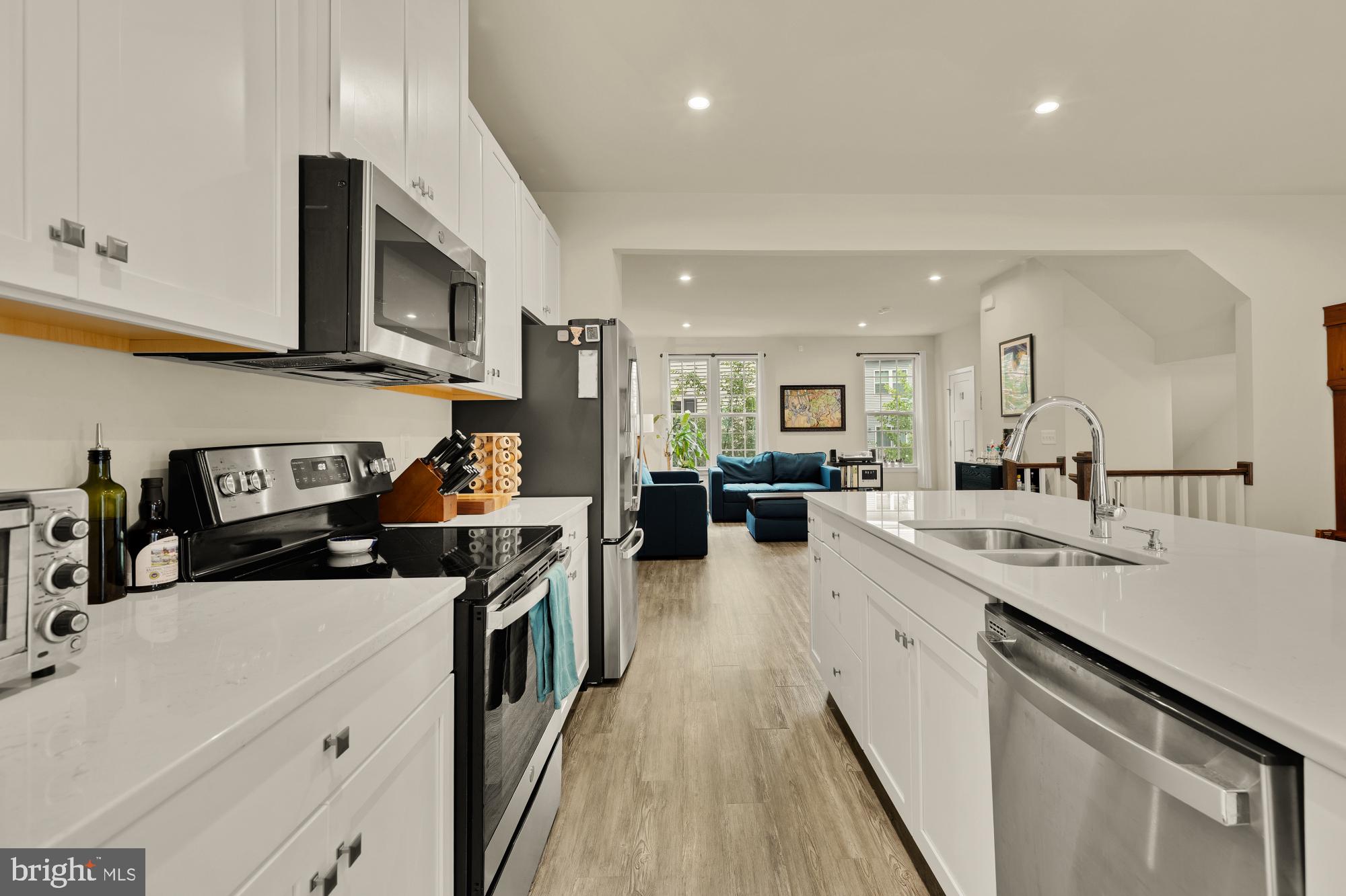 HERITAGE VILLAGE - Residential