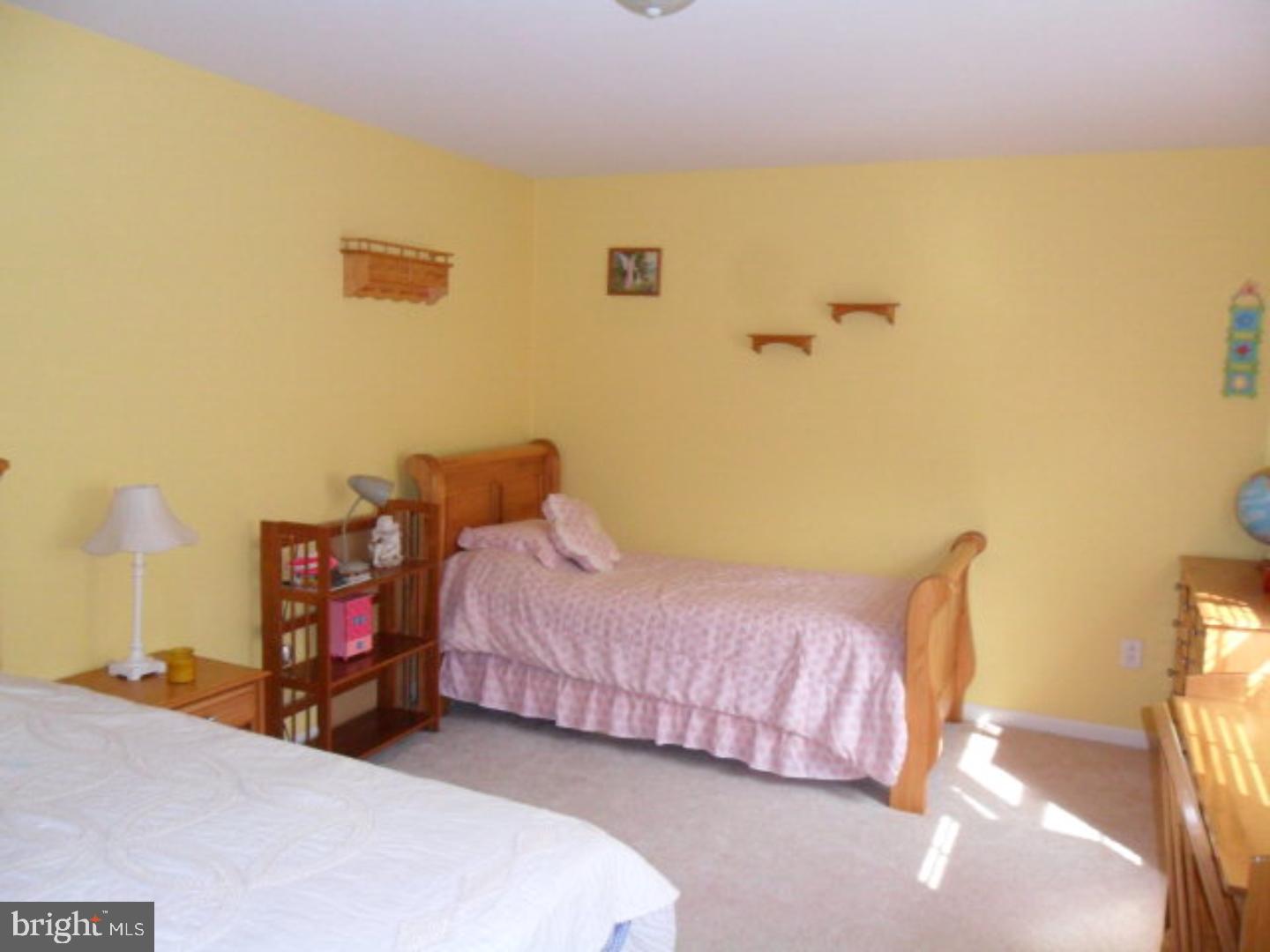 CROWN POINTE - Residential