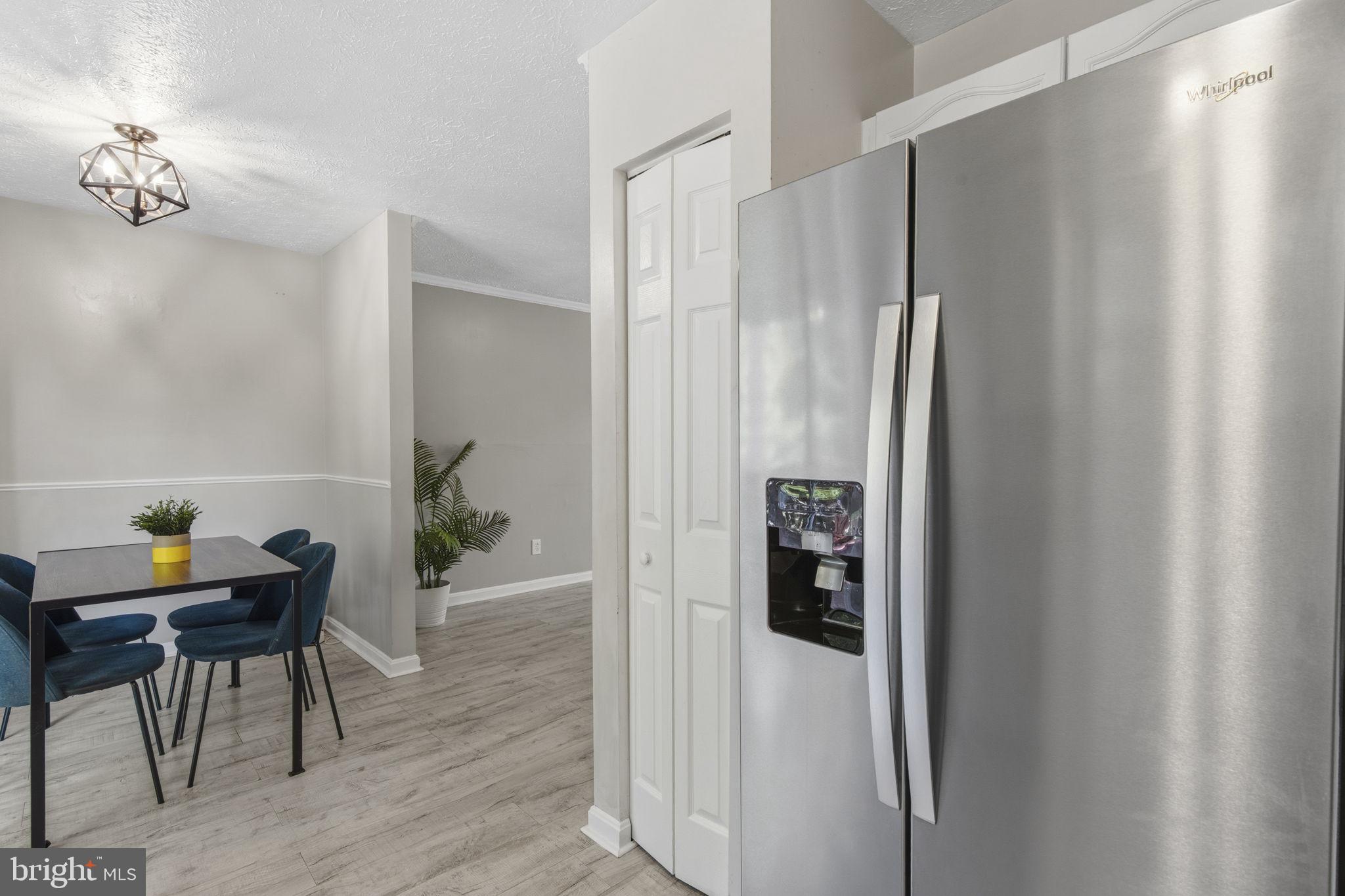 CONSTANT WOODS - Residential