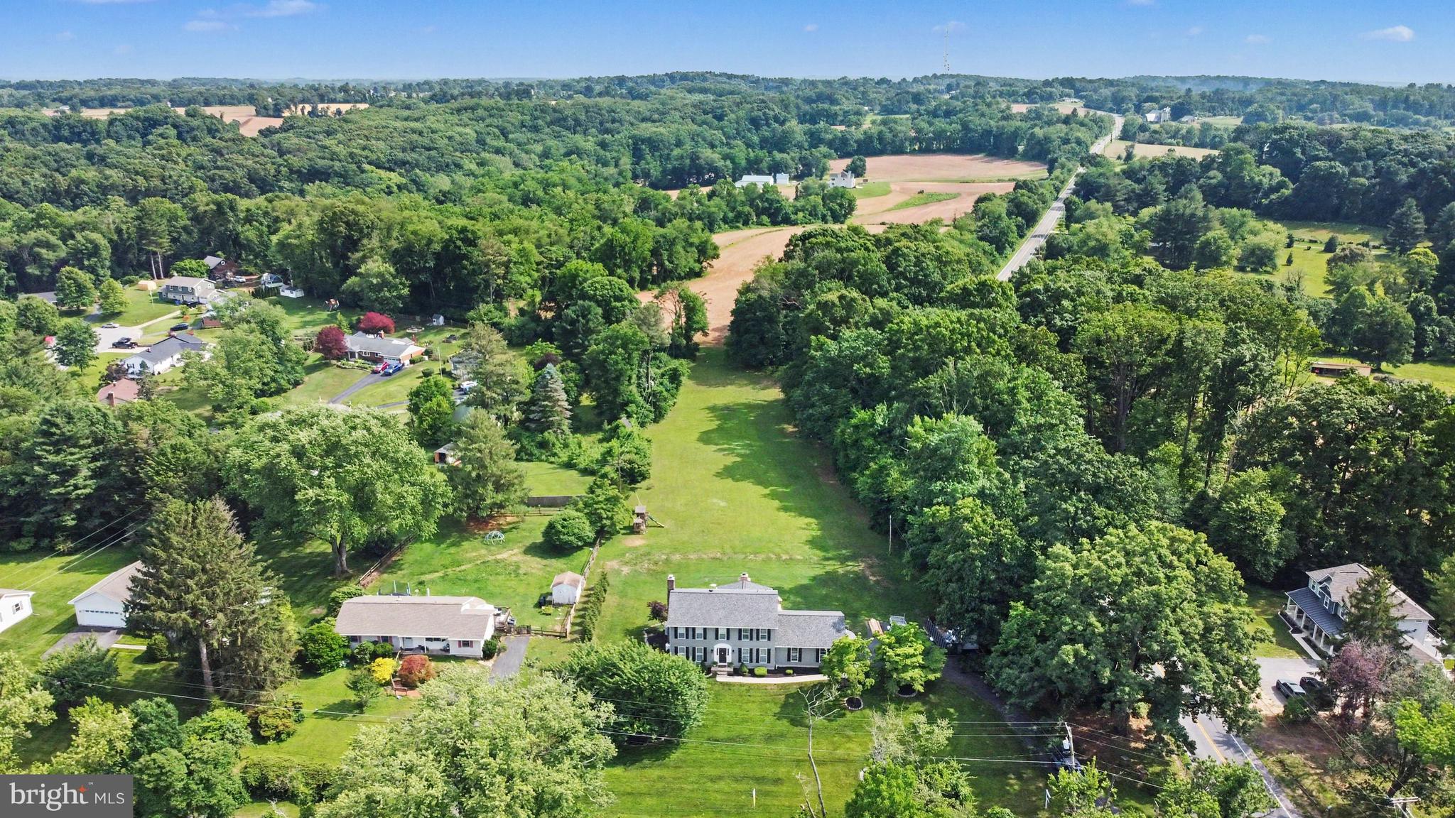 MADONNA MANOR - Residential