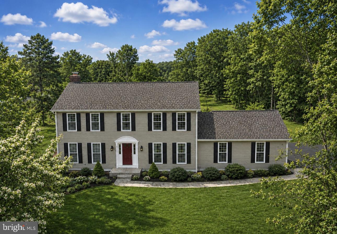 MADONNA MANOR - Residential