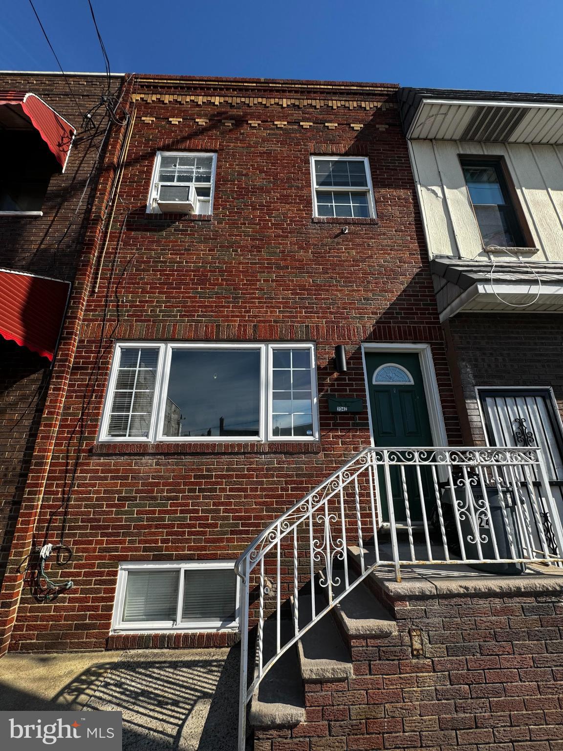 LOWER MOYAMENSING - Residential Lease