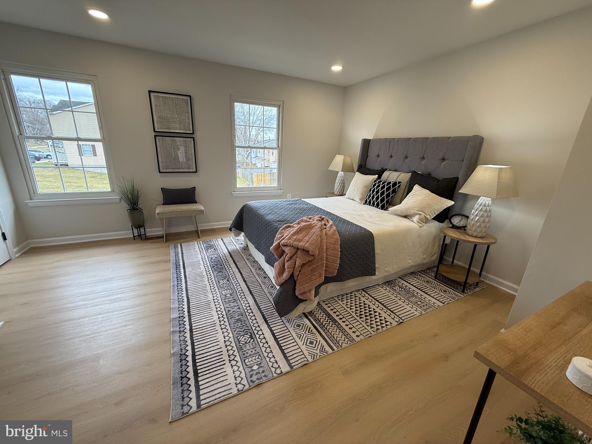 DALE CITY - Residential