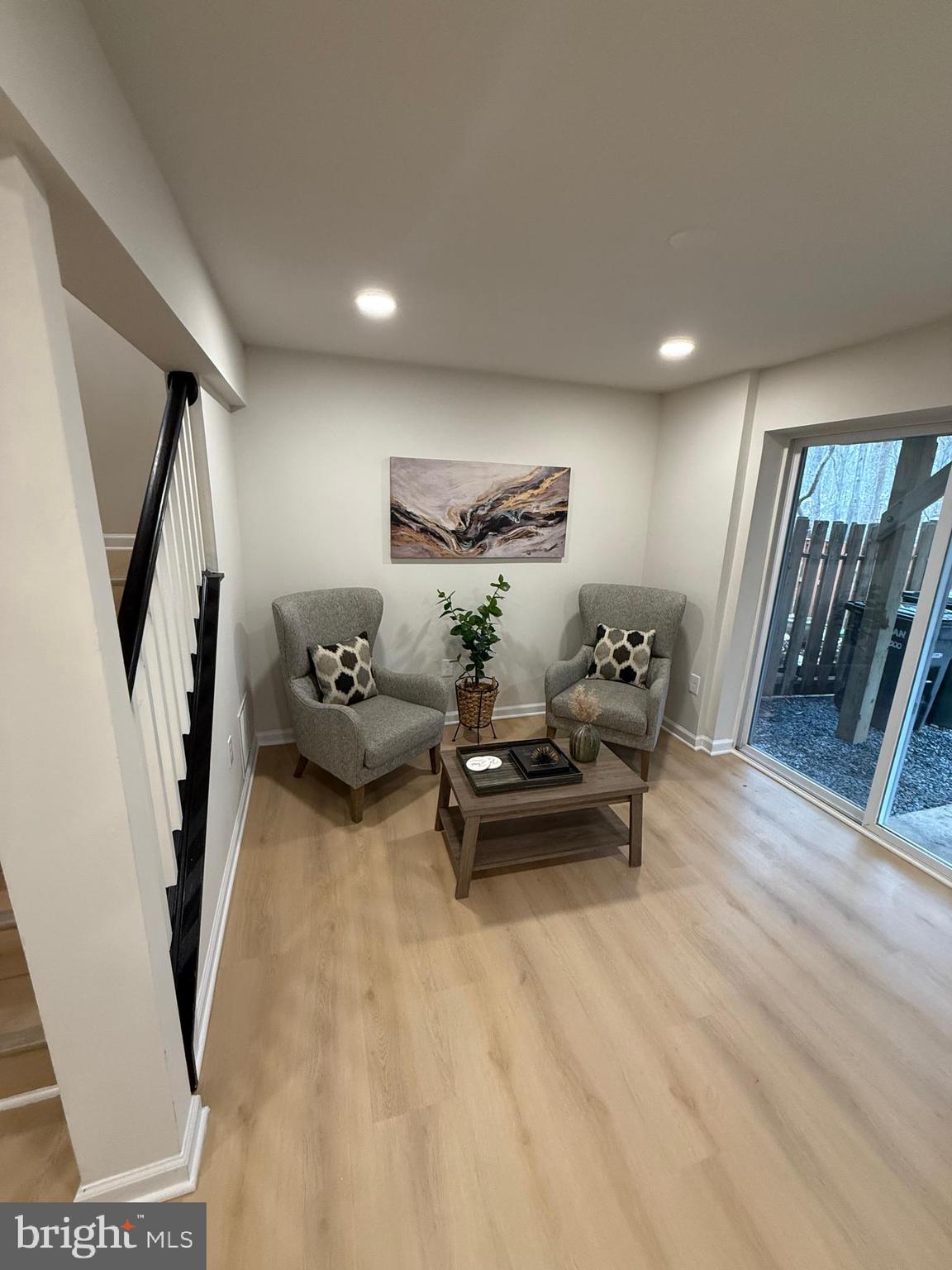 DALE CITY - Residential