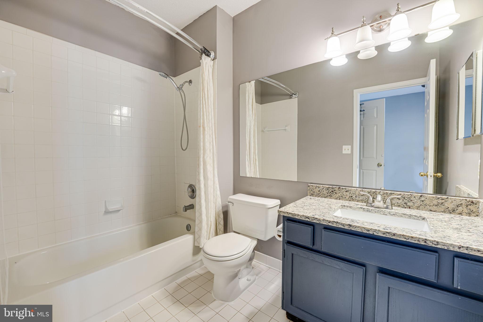 EDGEWATER AT TOWN CENTER - Residential