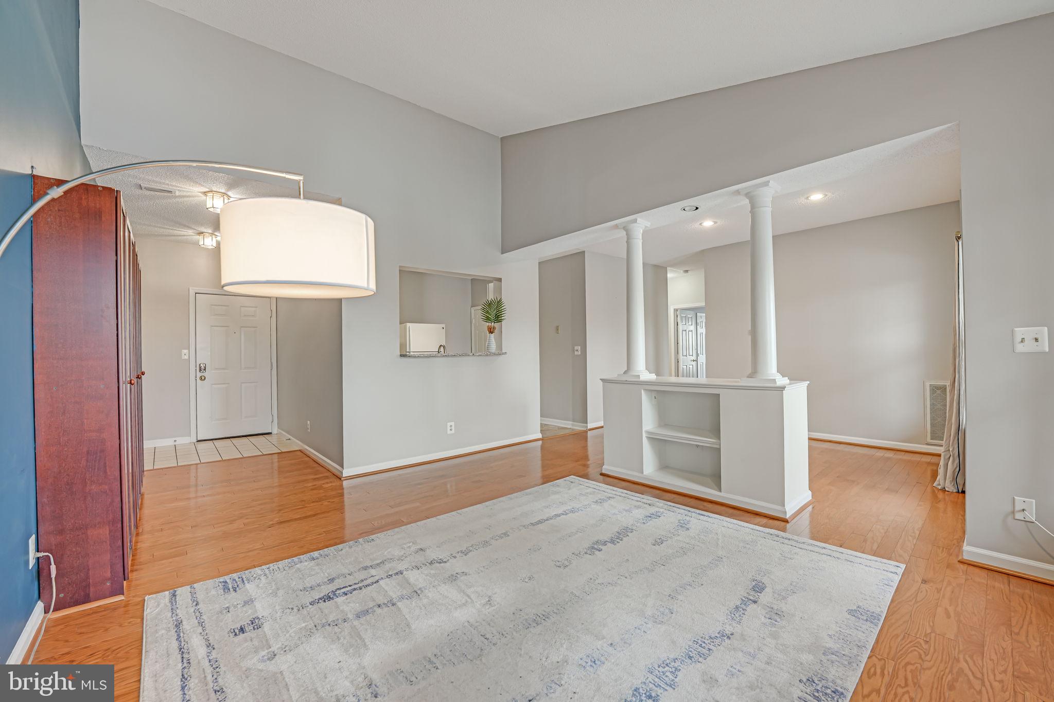 EDGEWATER AT TOWN CENTER - Residential