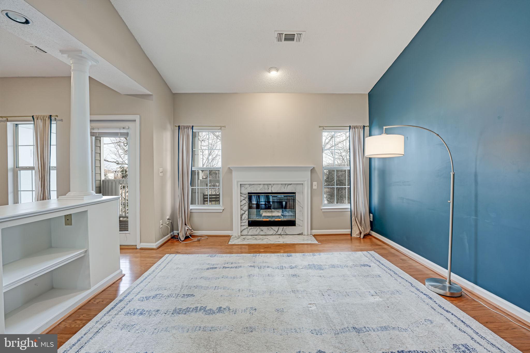 EDGEWATER AT TOWN CENTER - Residential