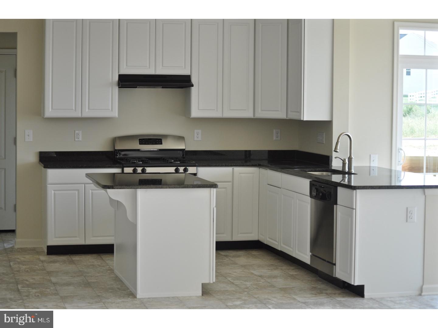 HERITAGE TRACE - Residential