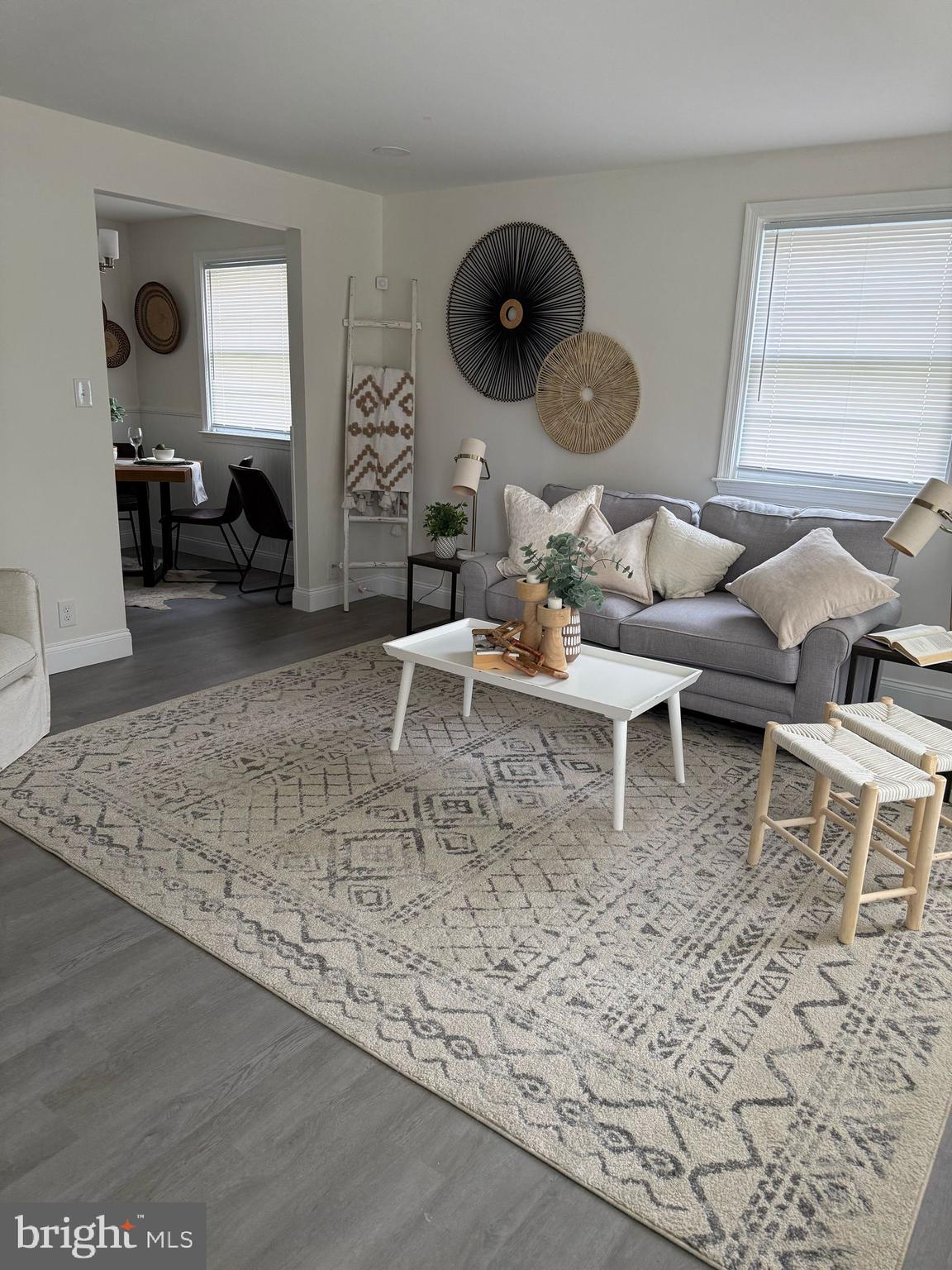 PIKESVILLE - Residential