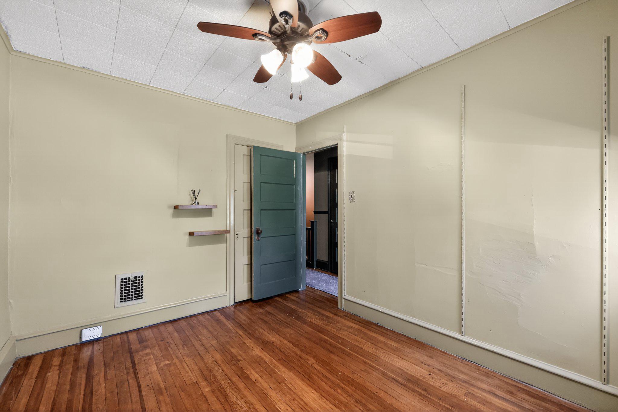 DREXEL HILL - Residential