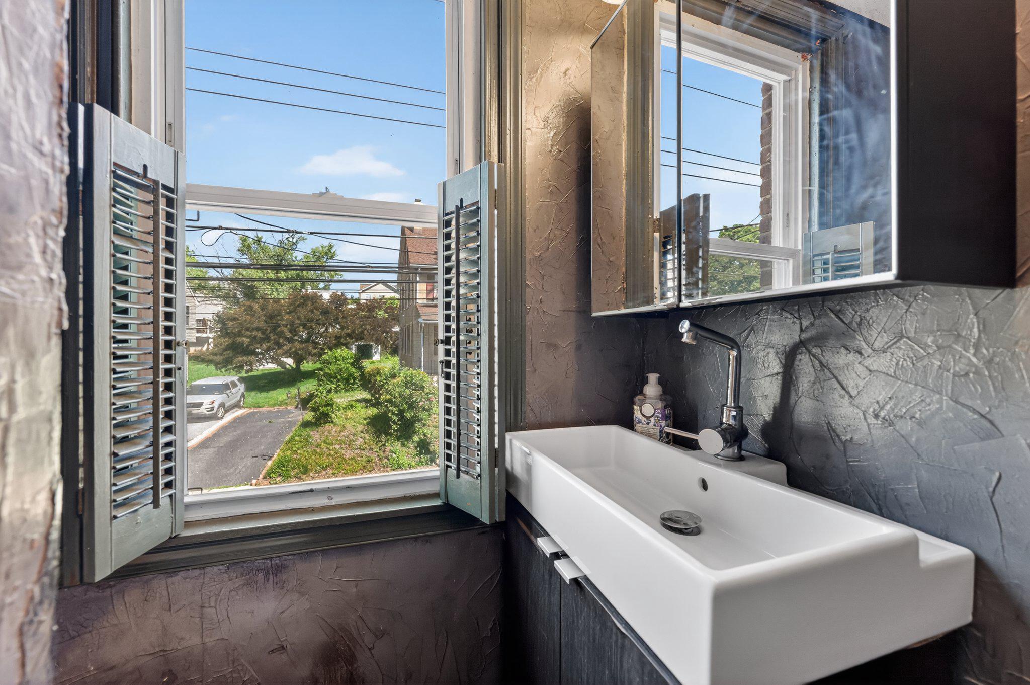 DREXEL HILL - Residential