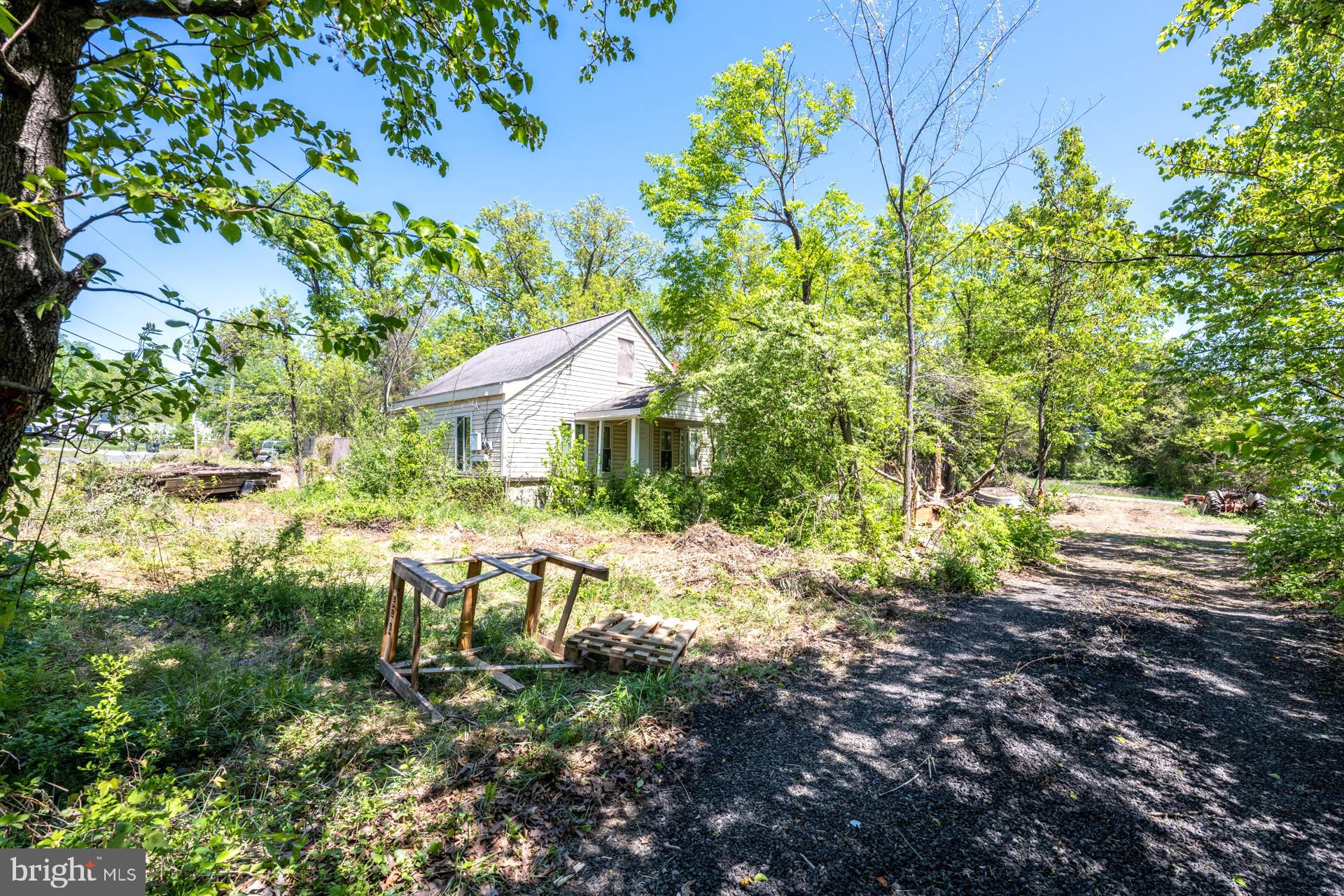 BRADDOCK ROAD - Residential