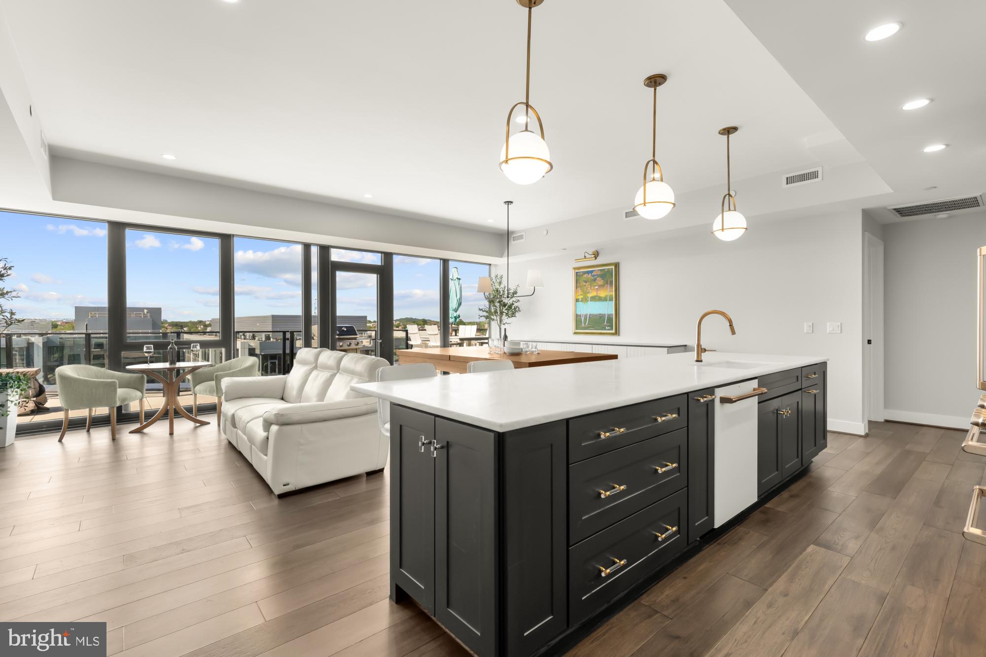 NAVY YARD - Residential