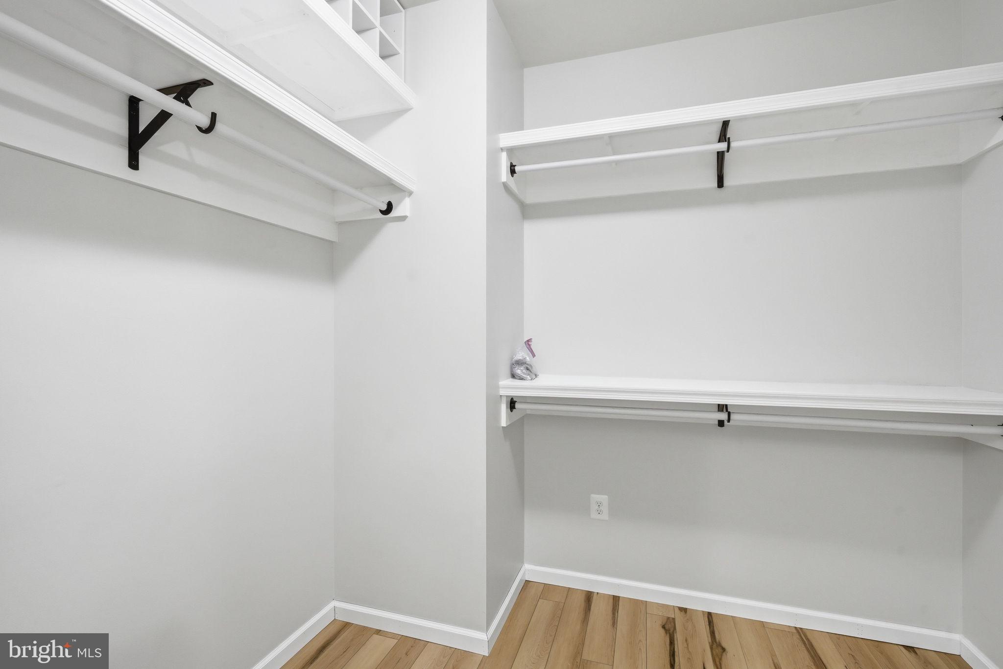 LAKELANDS AT EASTON - Residential