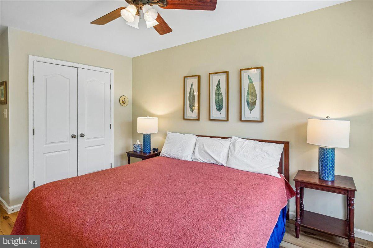 LAKELANDS AT EASTON - Residential