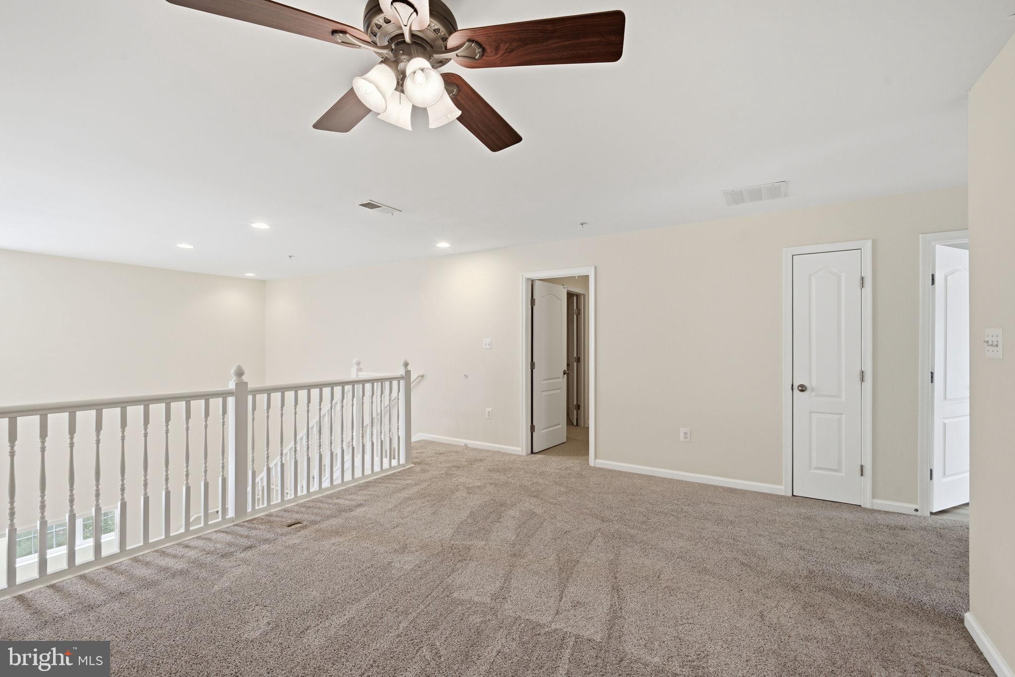 LAKELANDS AT EASTON - Residential