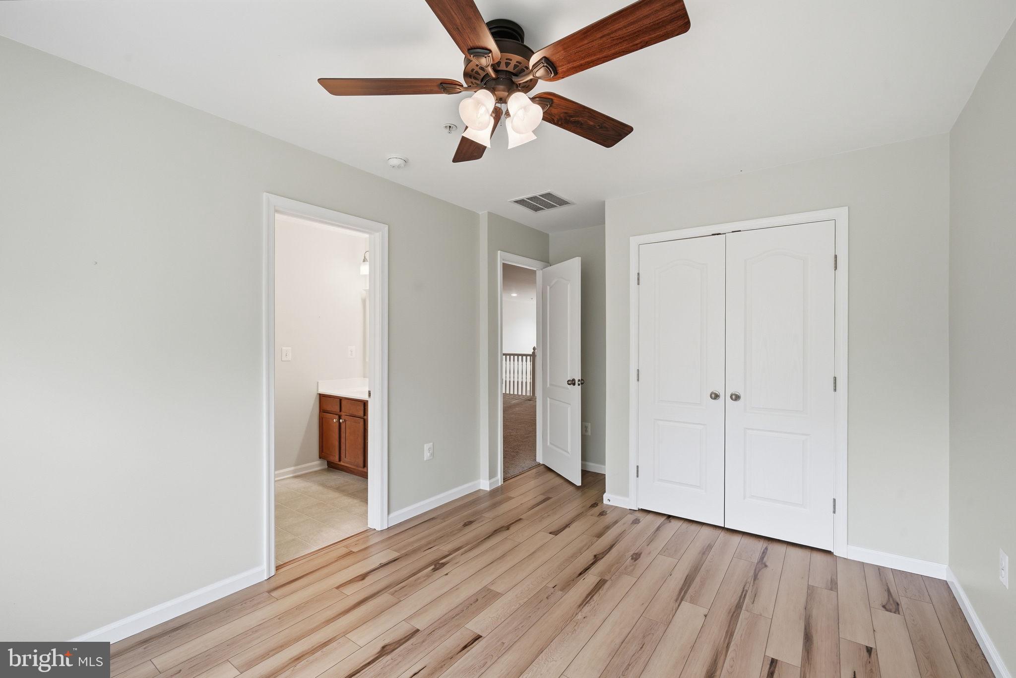 LAKELANDS AT EASTON - Residential