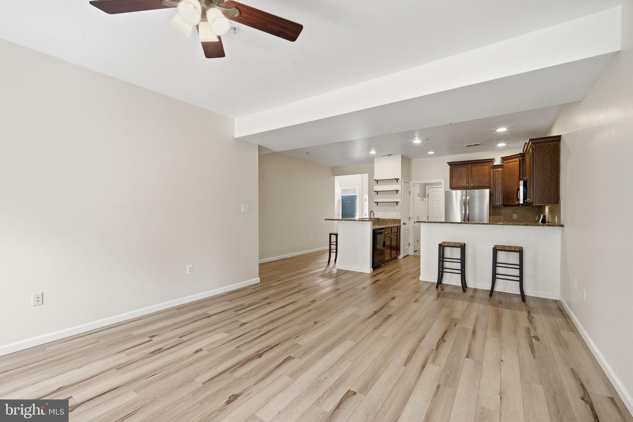 LAKELANDS AT EASTON - Residential