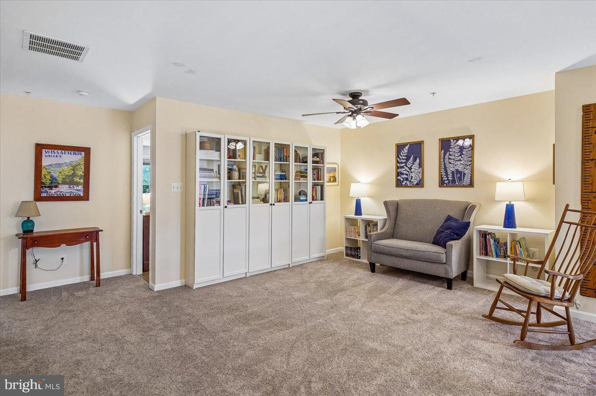 LAKELANDS AT EASTON - Residential