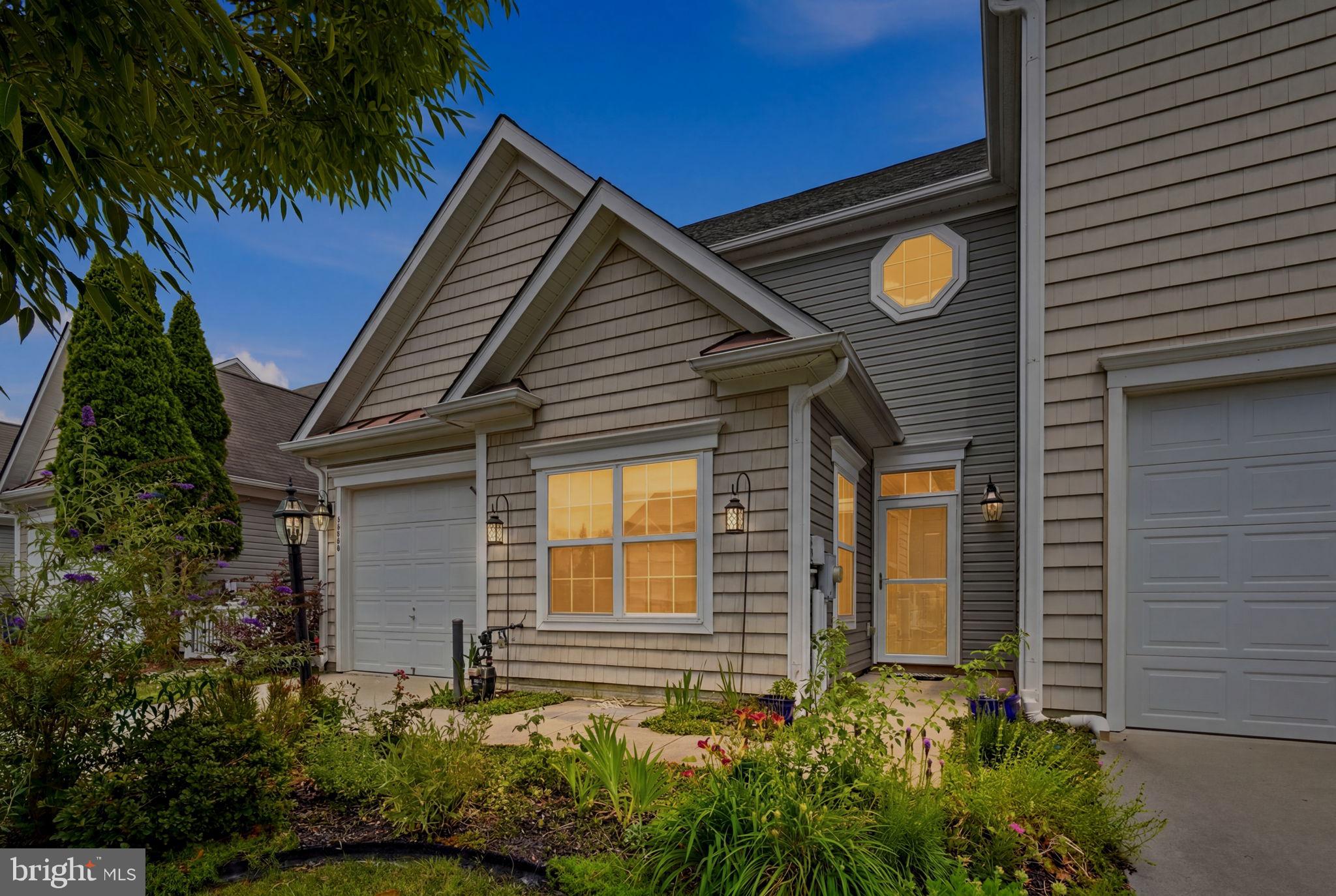 LAKELANDS AT EASTON - Residential