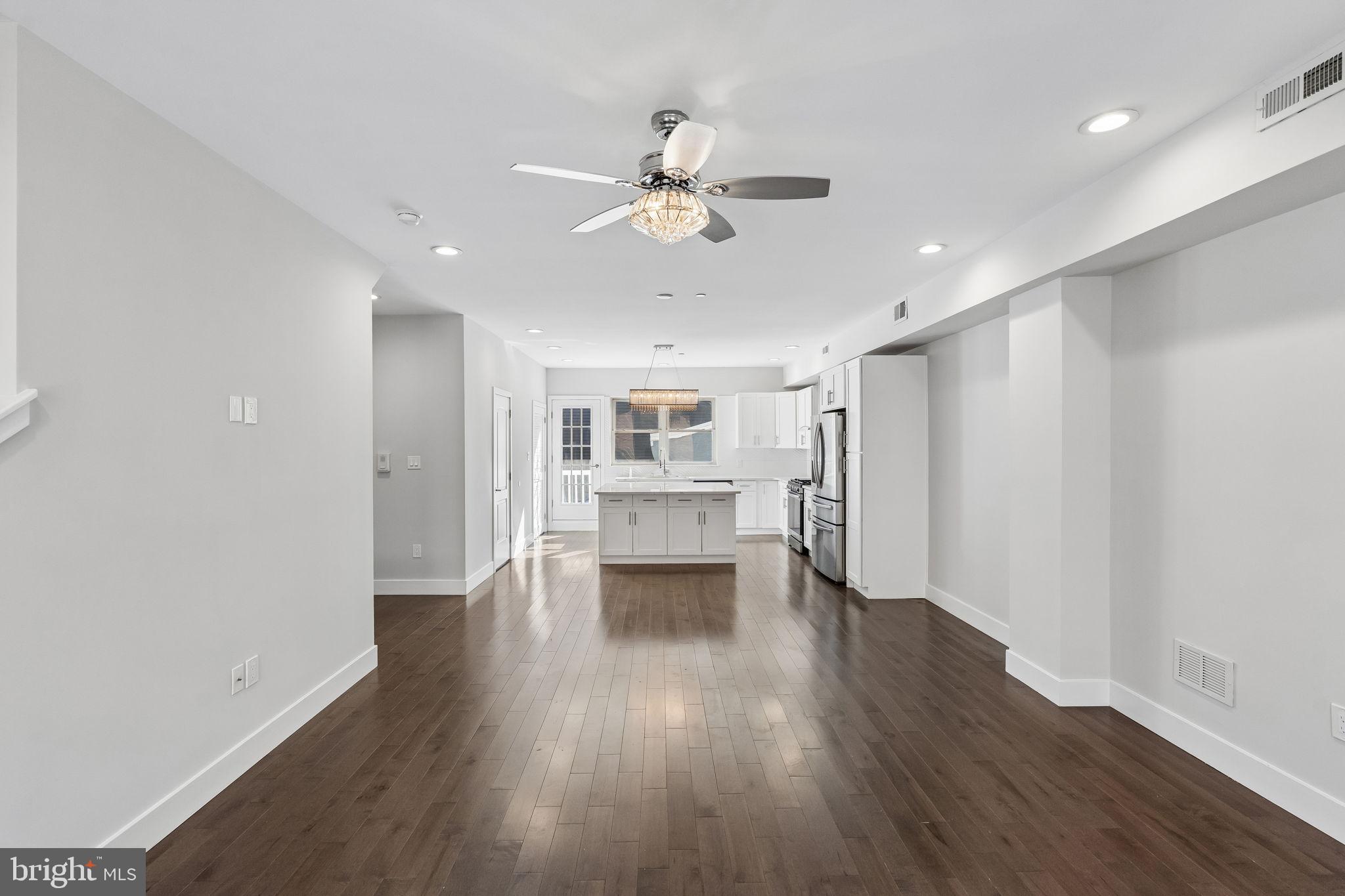 ROXBOROUGH - Residential