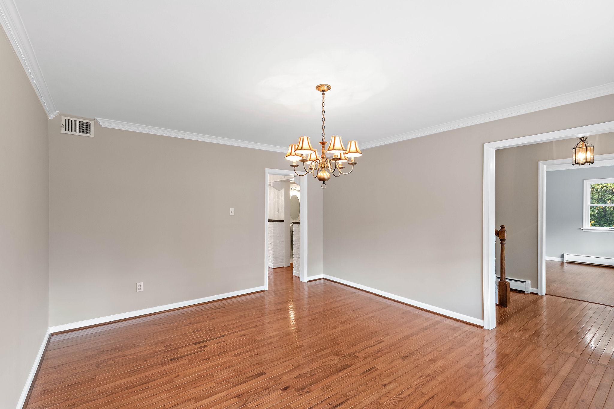 CHESTER VALLEY KNO - Residential