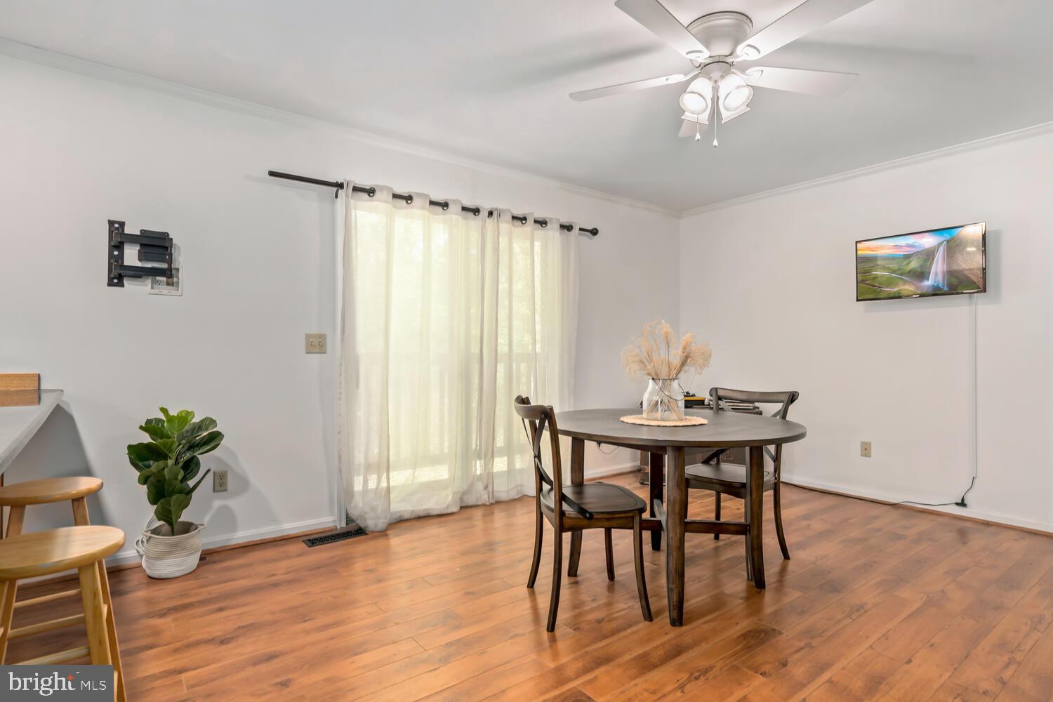 ROYAL OAK - Residential