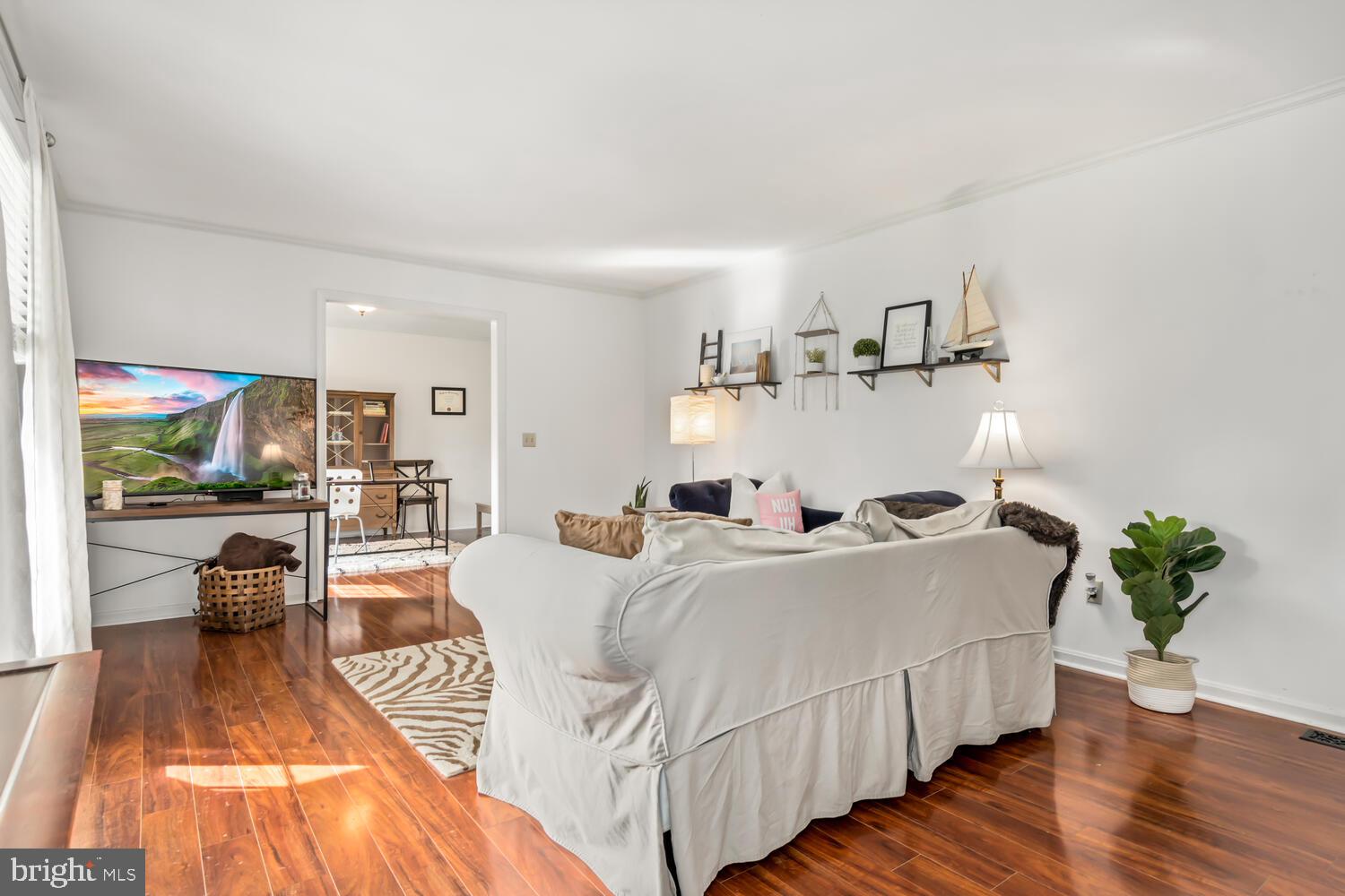 ROYAL OAK - Residential