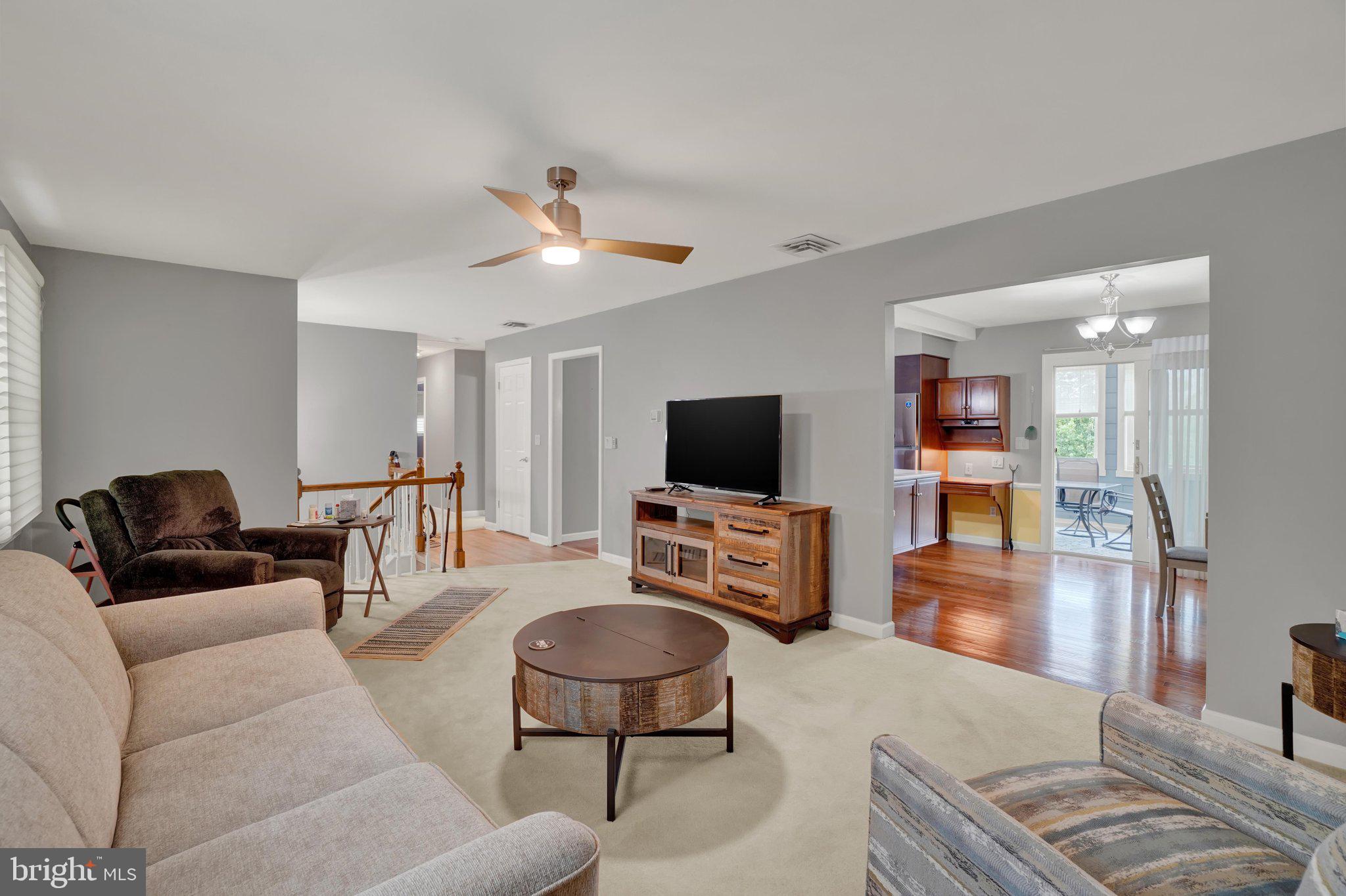 THE OAKS - Residential