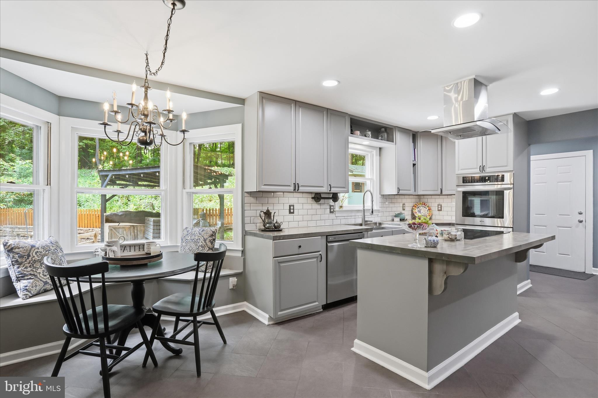 STONEBROOK FARMS - Residential