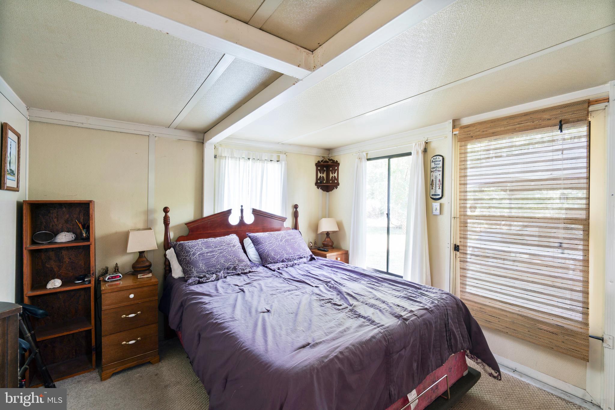 BEACH HARBOR - Residential